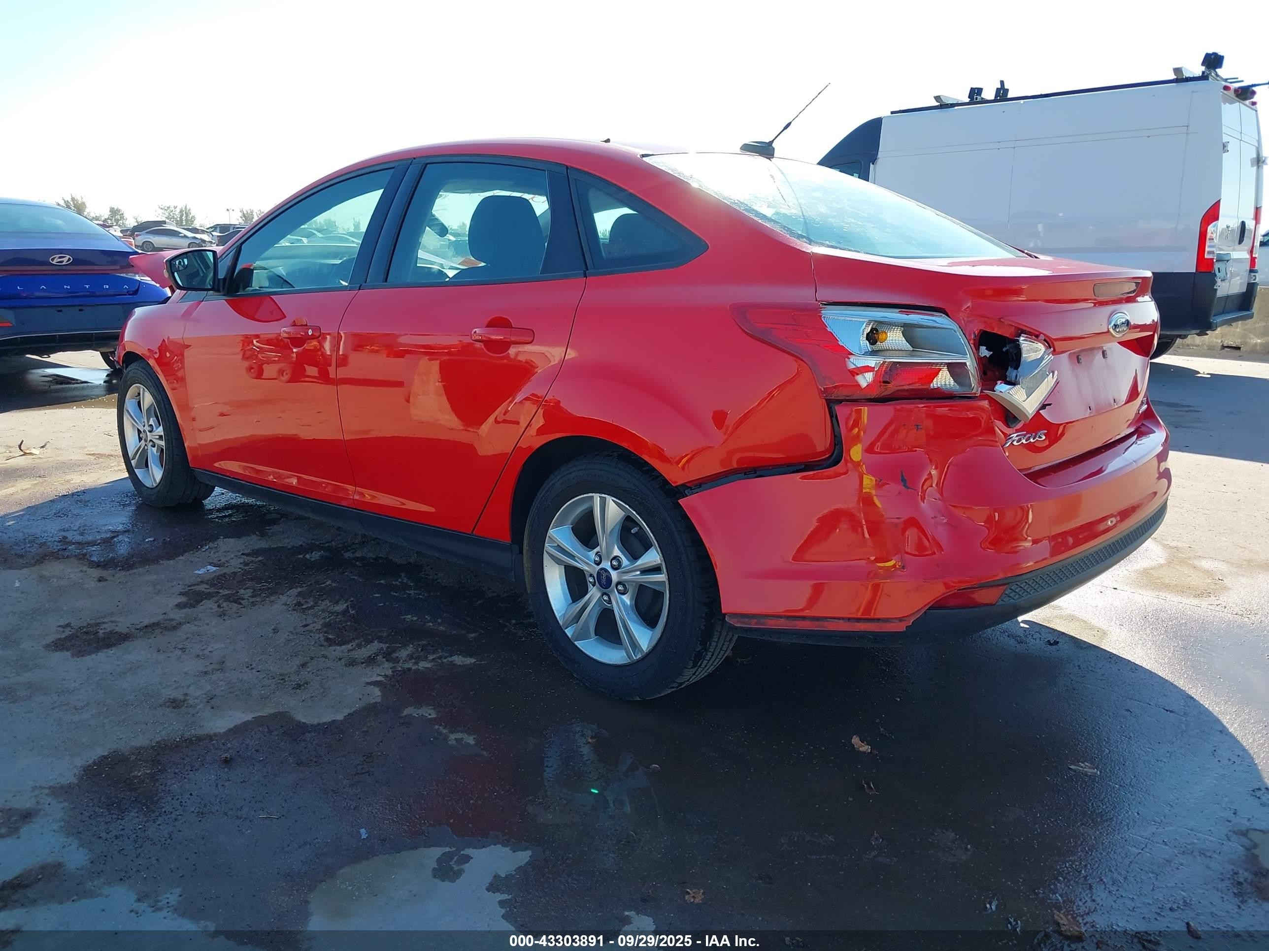 2013 Ford Focus Se Red vin: 1FADP3F26DL333773