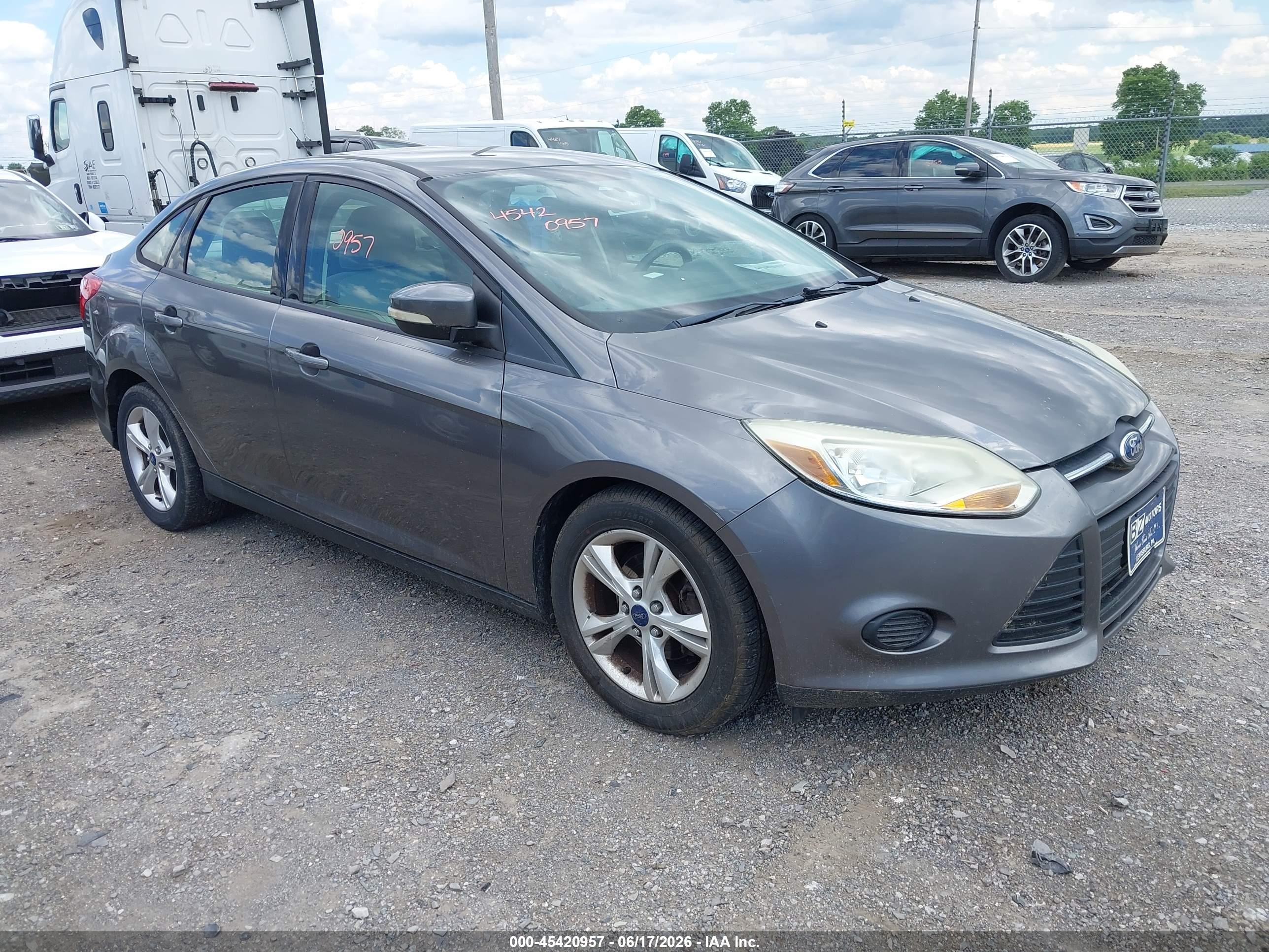 2013 Ford Focus Se Gray vin: 1FADP3F26DL338164