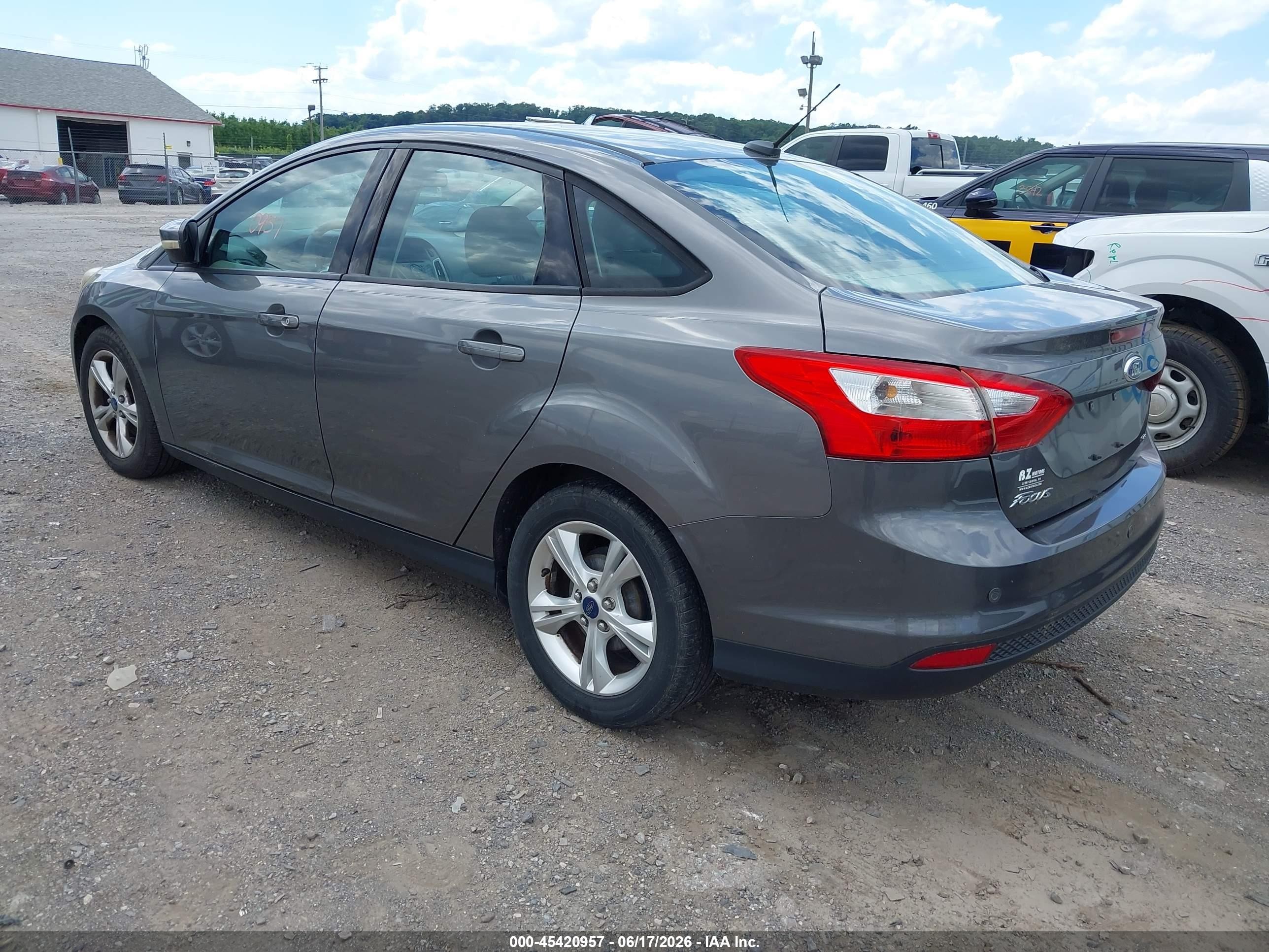 2013 Ford Focus Se Gray vin: 1FADP3F26DL338164