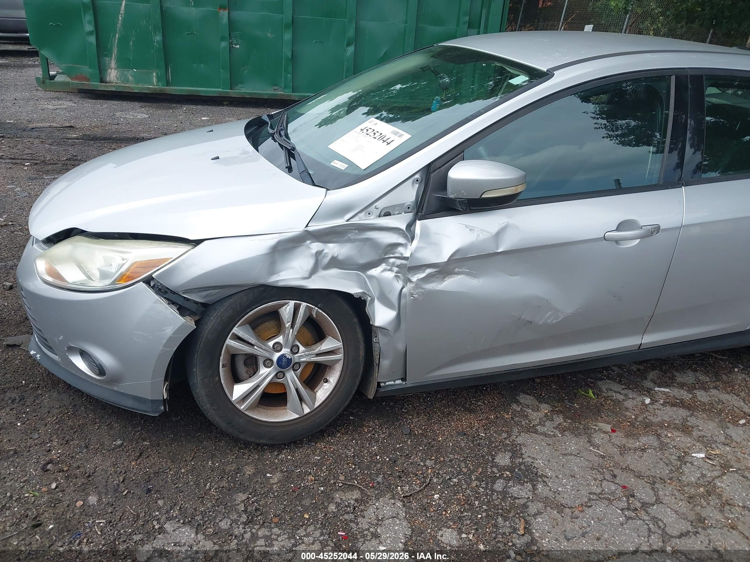 2013 Ford Focus Se Silver vin: 1FADP3F26DL340450
