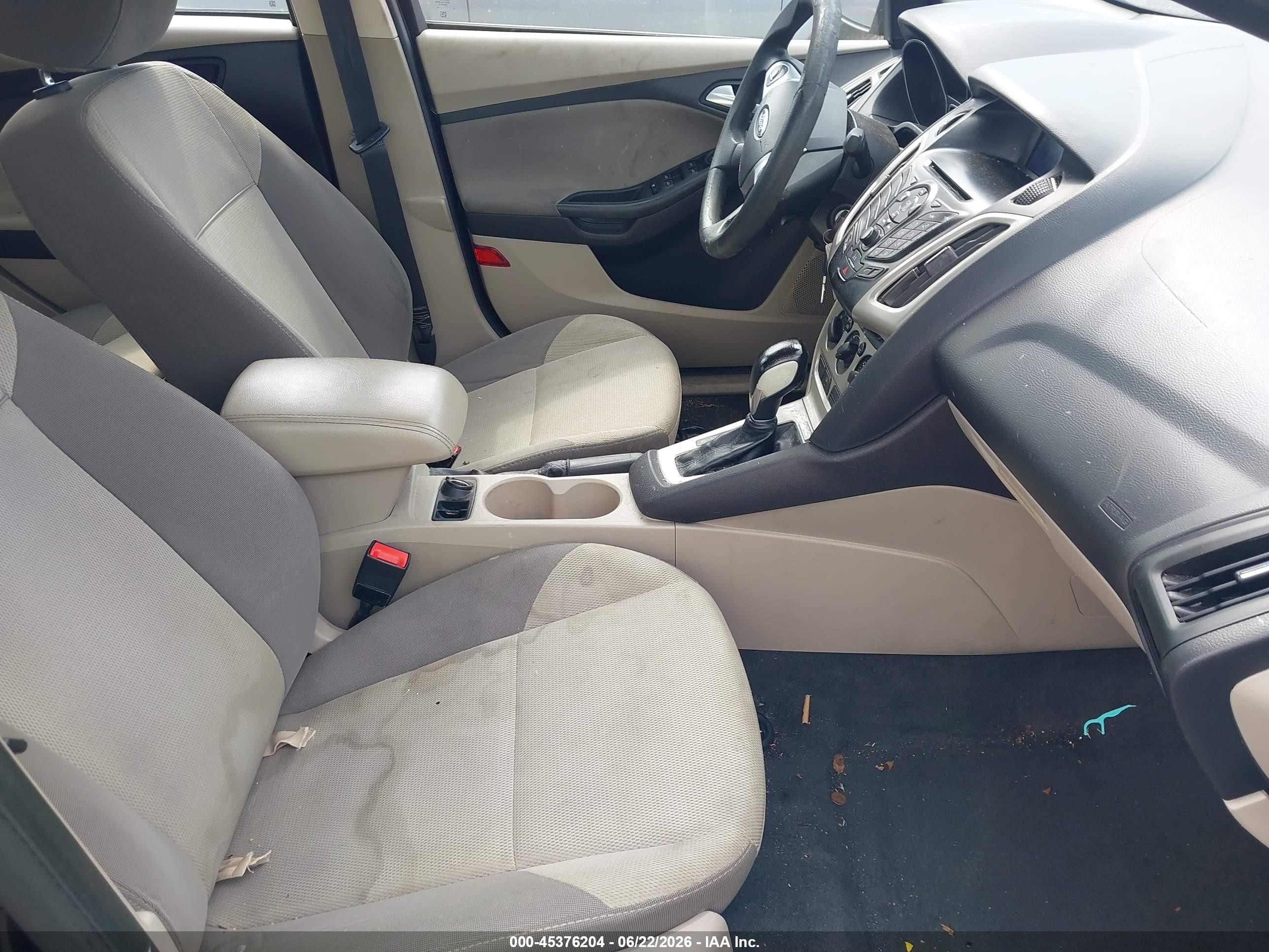 2013 Ford Focus Se Черный vin: 1FADP3F26DL343171