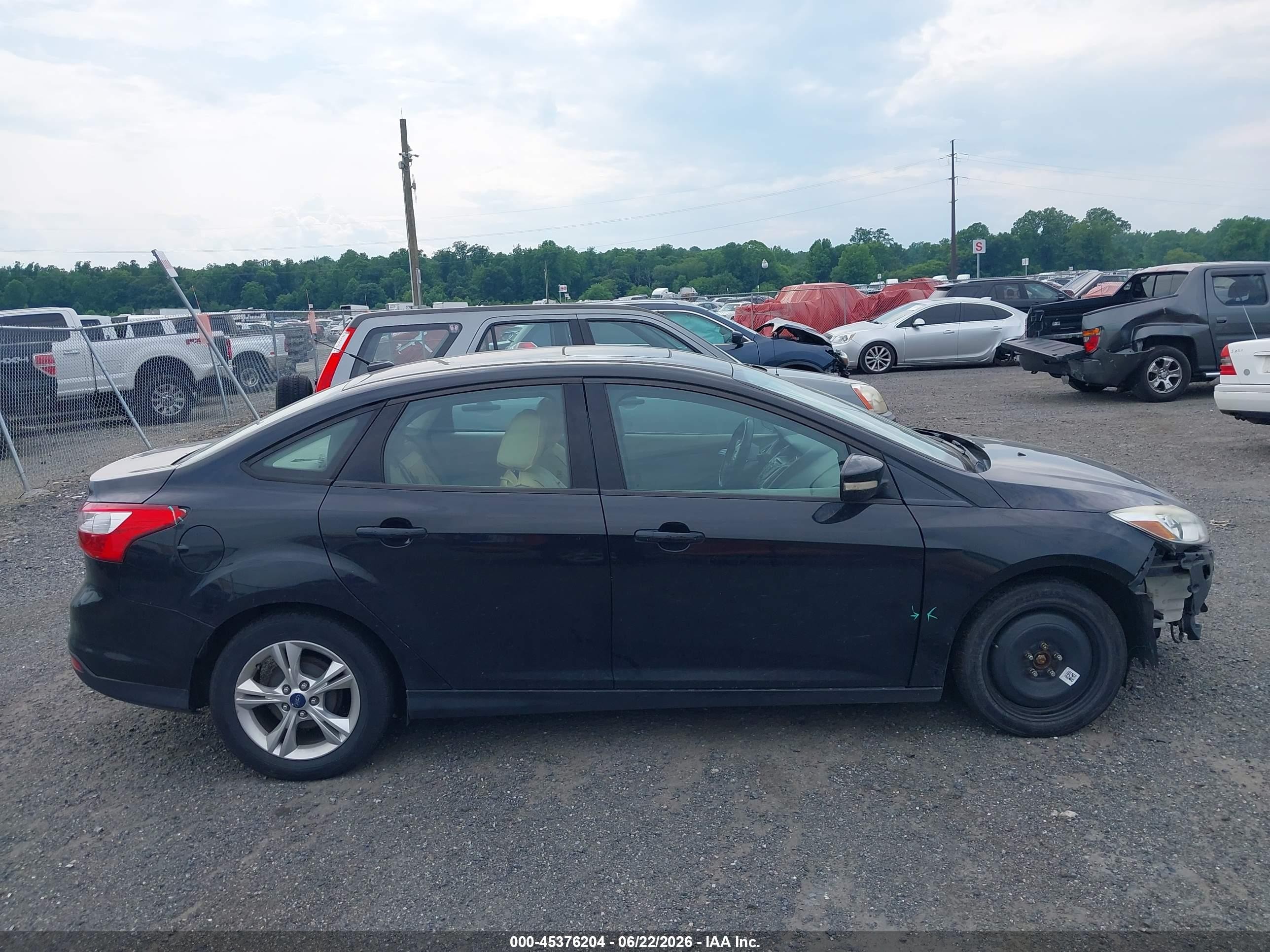 2013 Ford Focus Se Черный vin: 1FADP3F26DL343171