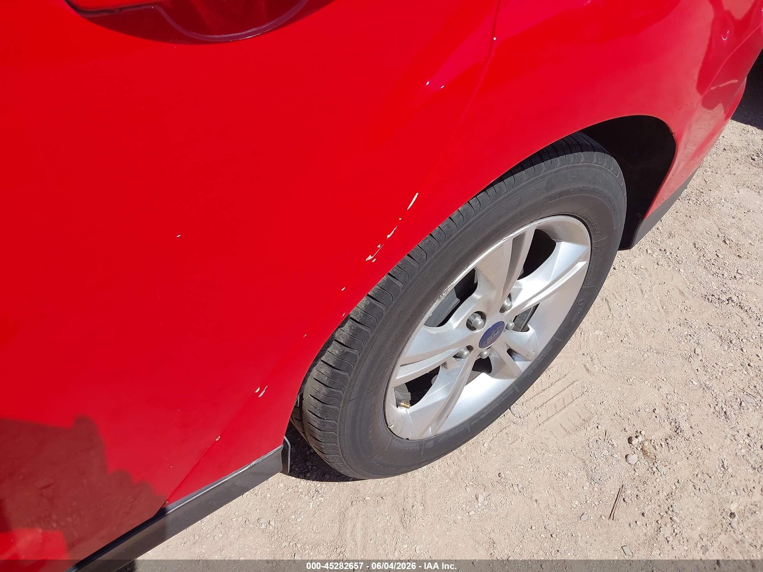 2013 Ford Focus Se Red vin: 1FADP3F26DL353702
