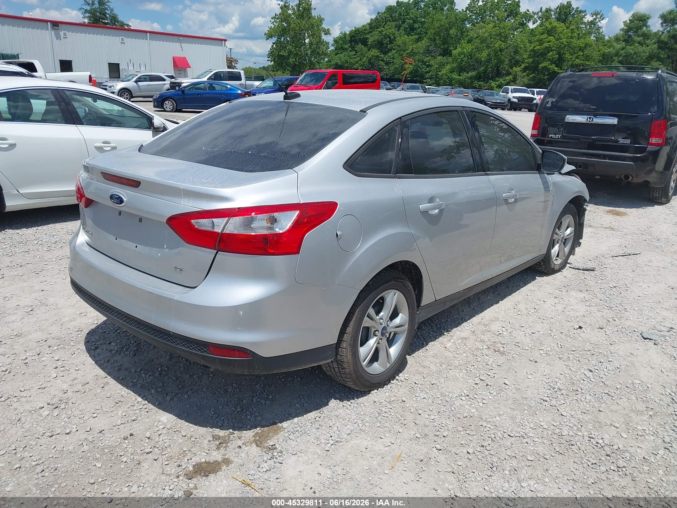 2013 Ford Focus Se Silver vin: 1FADP3F26DL353747