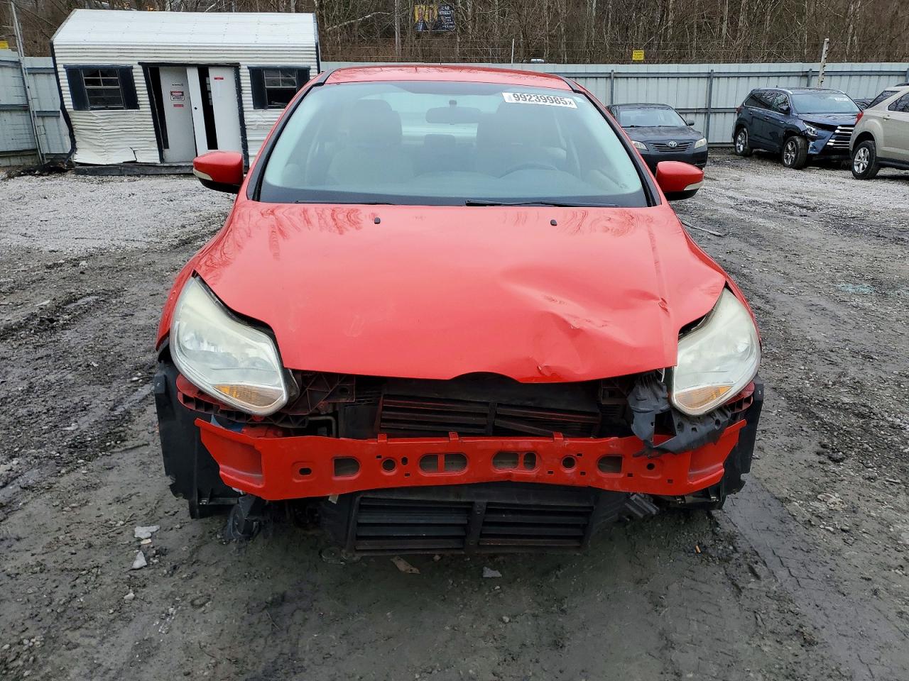 2014 Ford Focus Se Red vin: 1FADP3F26EL106598