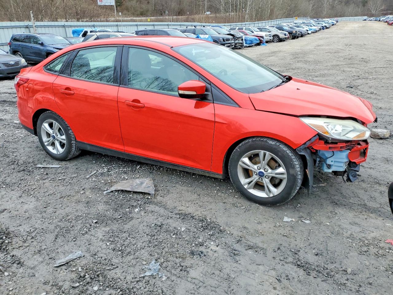 2014 Ford Focus Se Red vin: 1FADP3F26EL106598