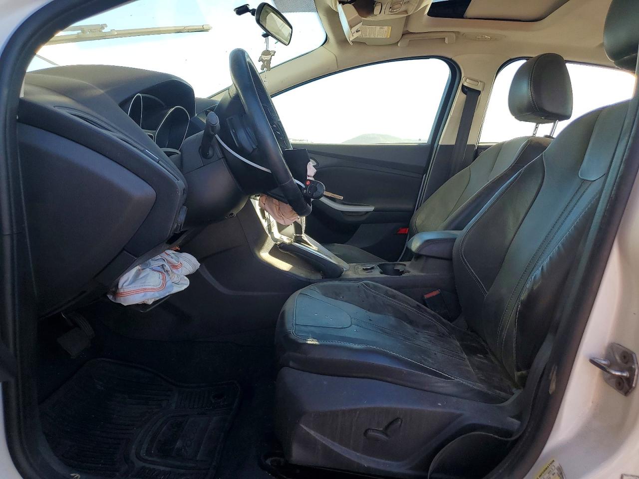 2014 Ford Focus Se White vin: 1FADP3F26EL109792