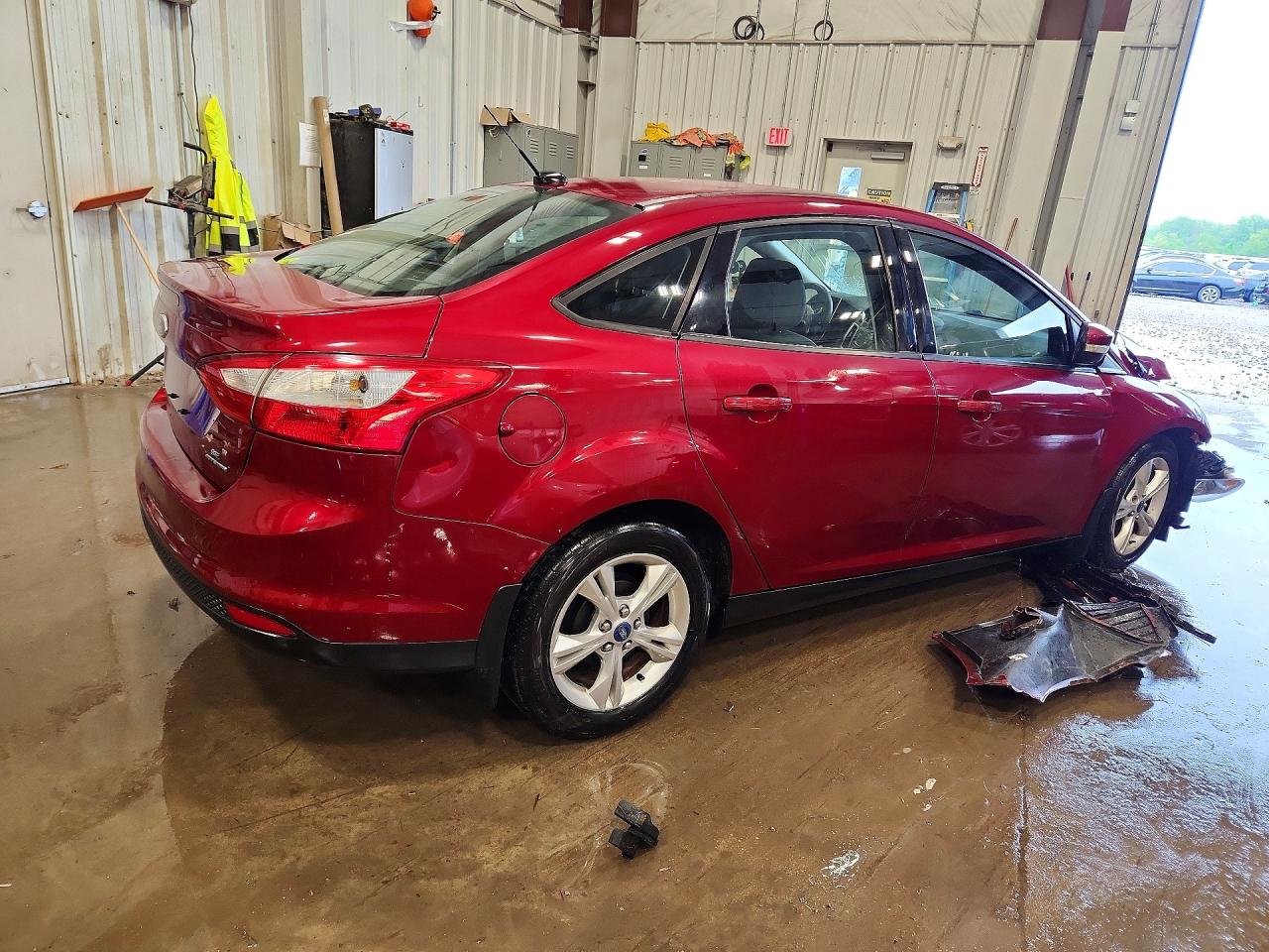 2014 Ford Focus Se Silver vin: 1FADP3F26EL136216