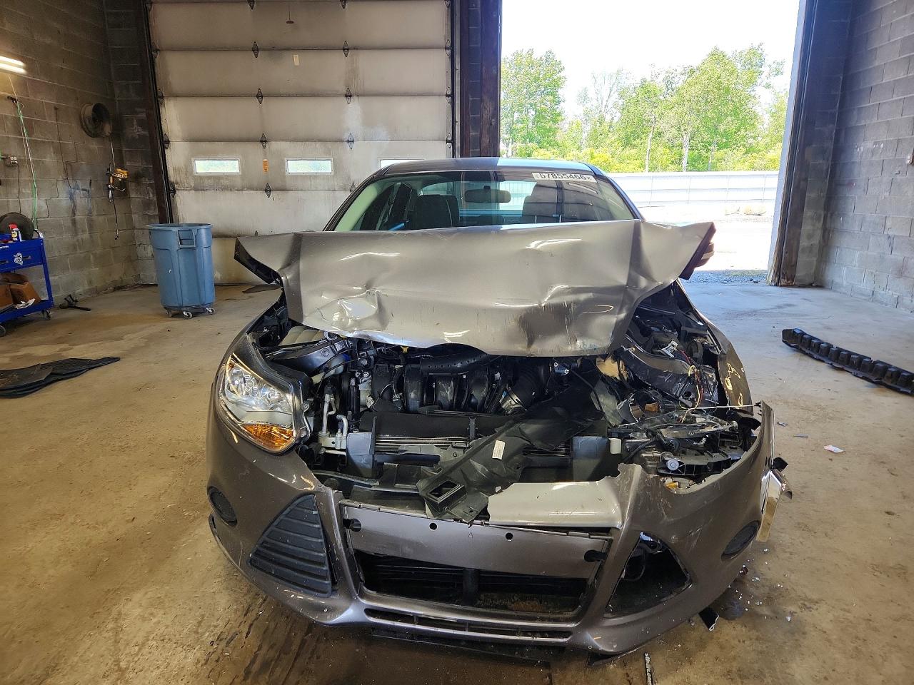 2014 Ford Focus Se Gray vin: 1FADP3F26EL142727