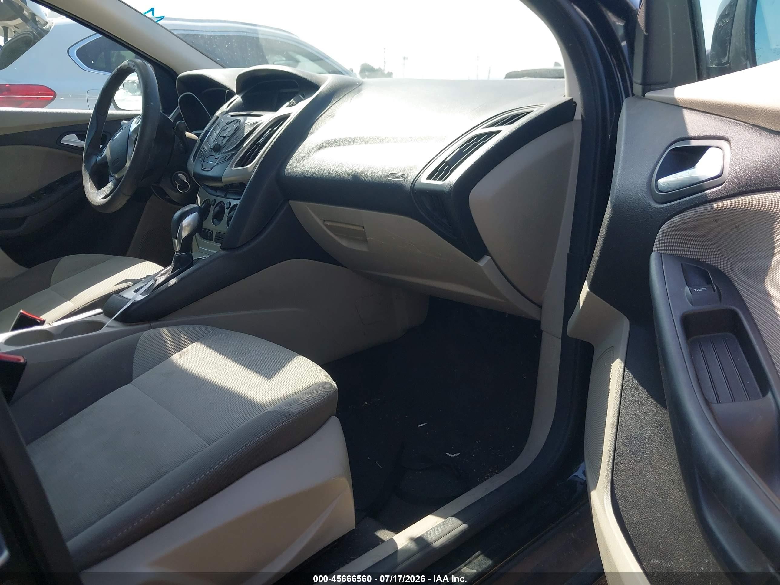 2014 Ford Focus Se Серый vin: 1FADP3F26EL149709