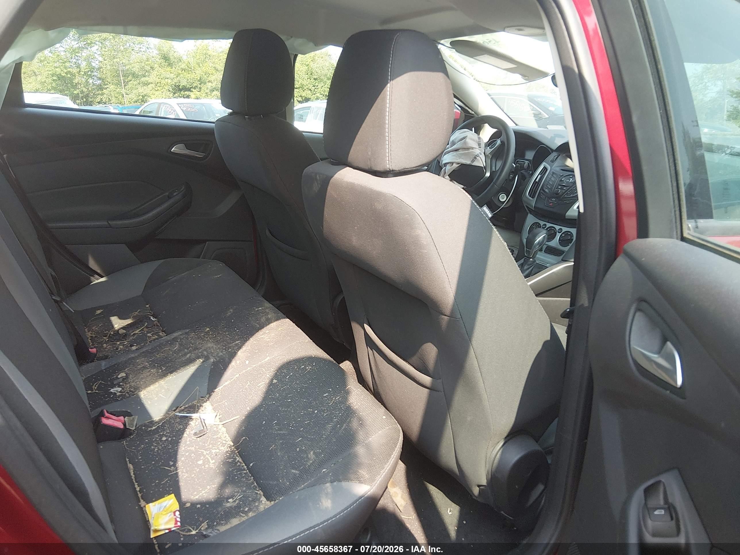 2014 Ford Focus Se Red vin: 1FADP3F26EL164601