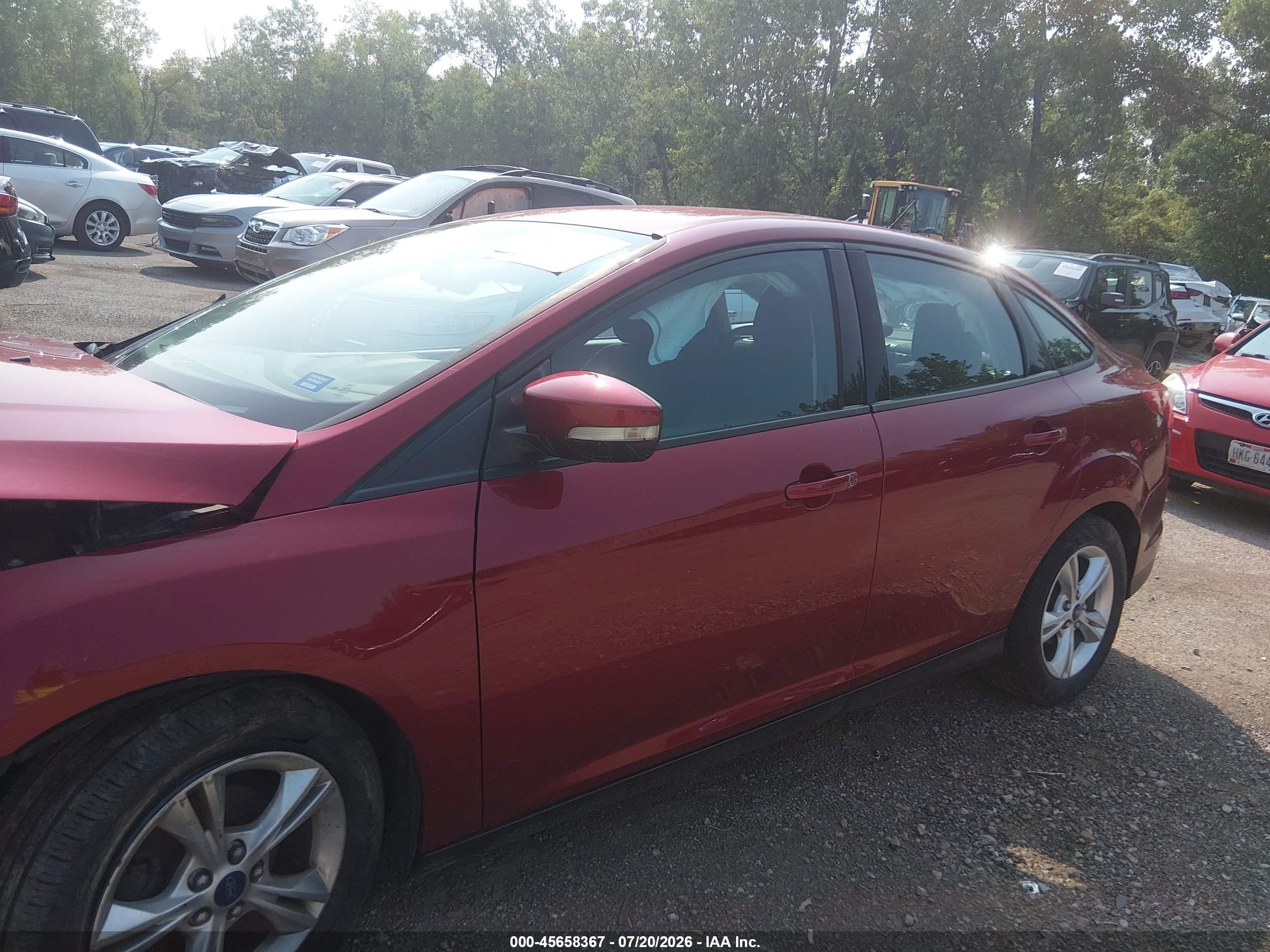 2014 Ford Focus Se Red vin: 1FADP3F26EL164601