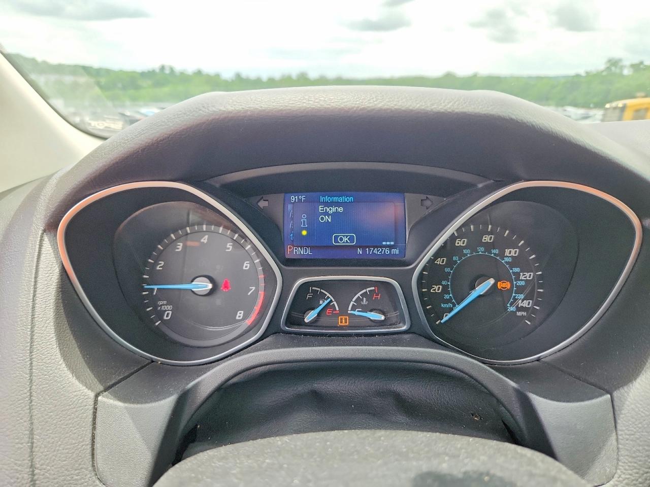 2014 Ford Focus Se Серебряный vin: 1FADP3F26EL173346
