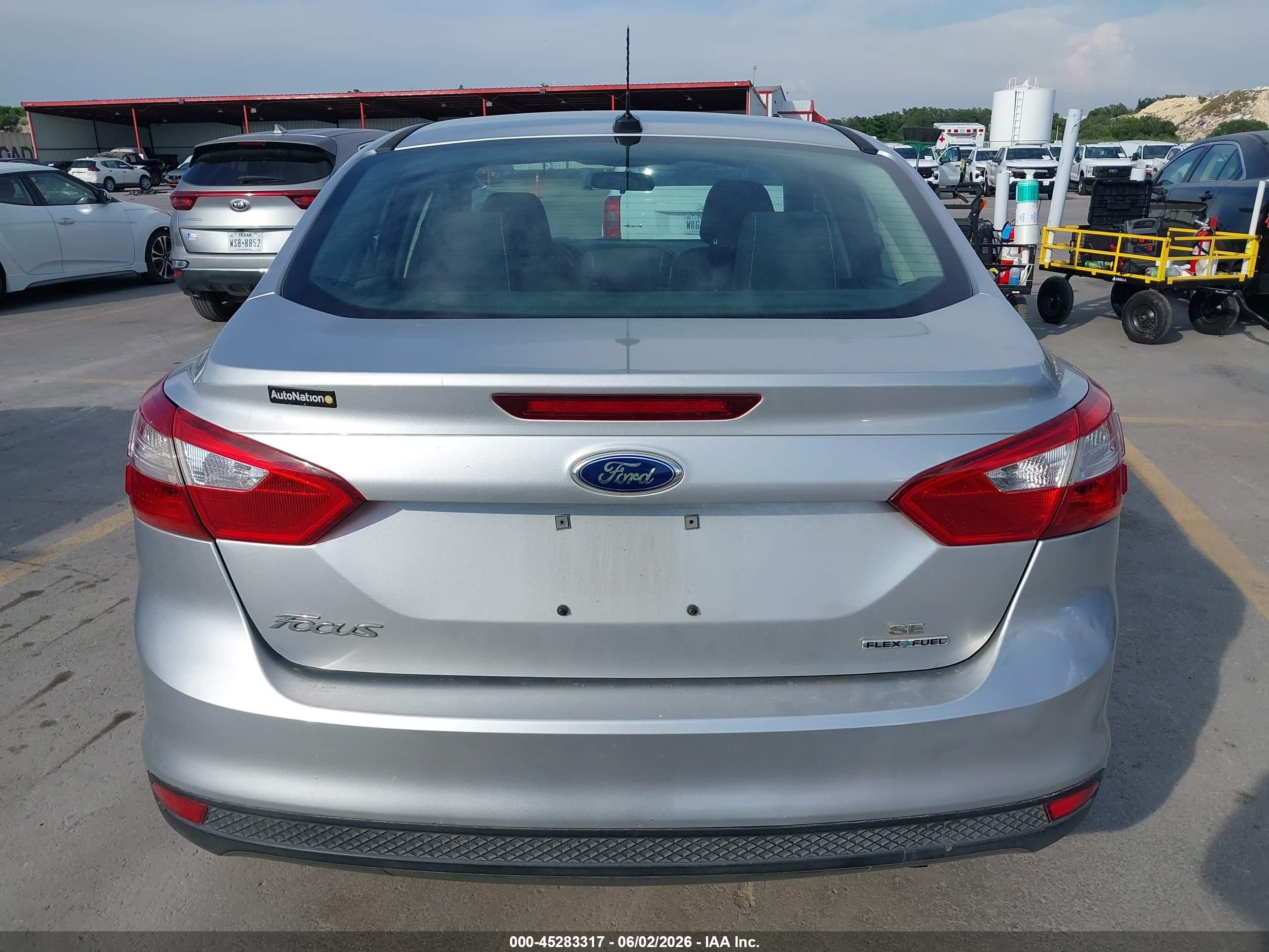 2014 Ford Focus Se Silver vin: 1FADP3F26EL183441