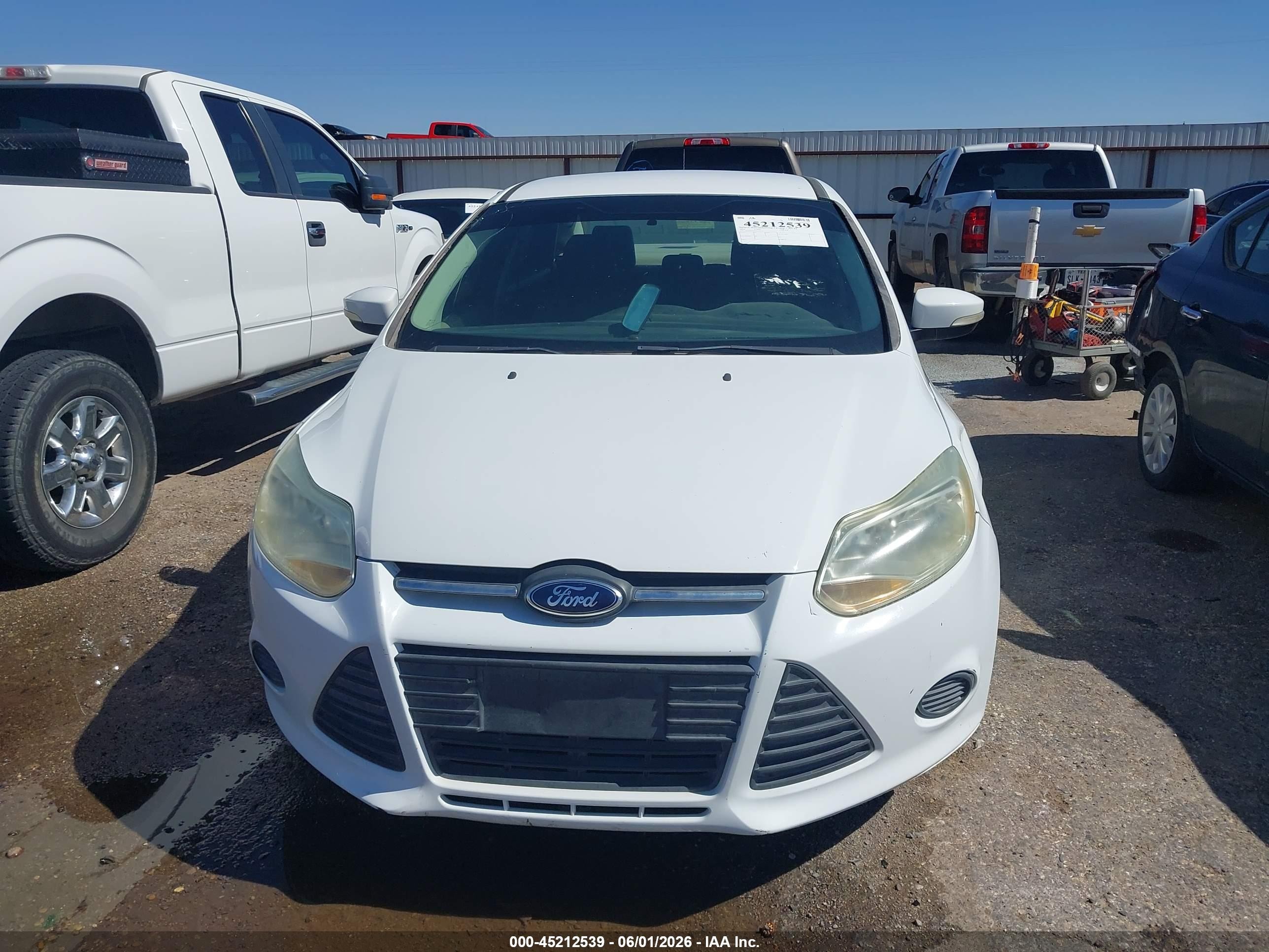 2014 Ford Focus Se Белый vin: 1FADP3F26EL197727