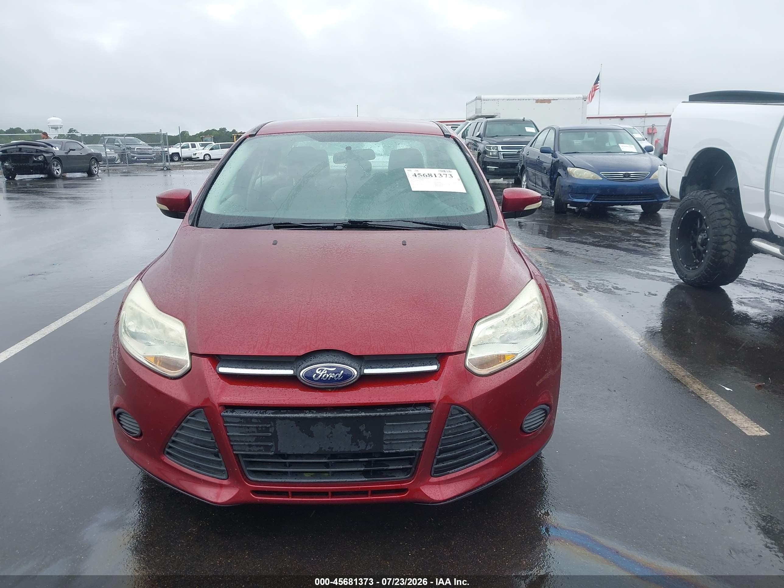 2014 Ford Focus Se Maroon vin: 1FADP3F26EL204773