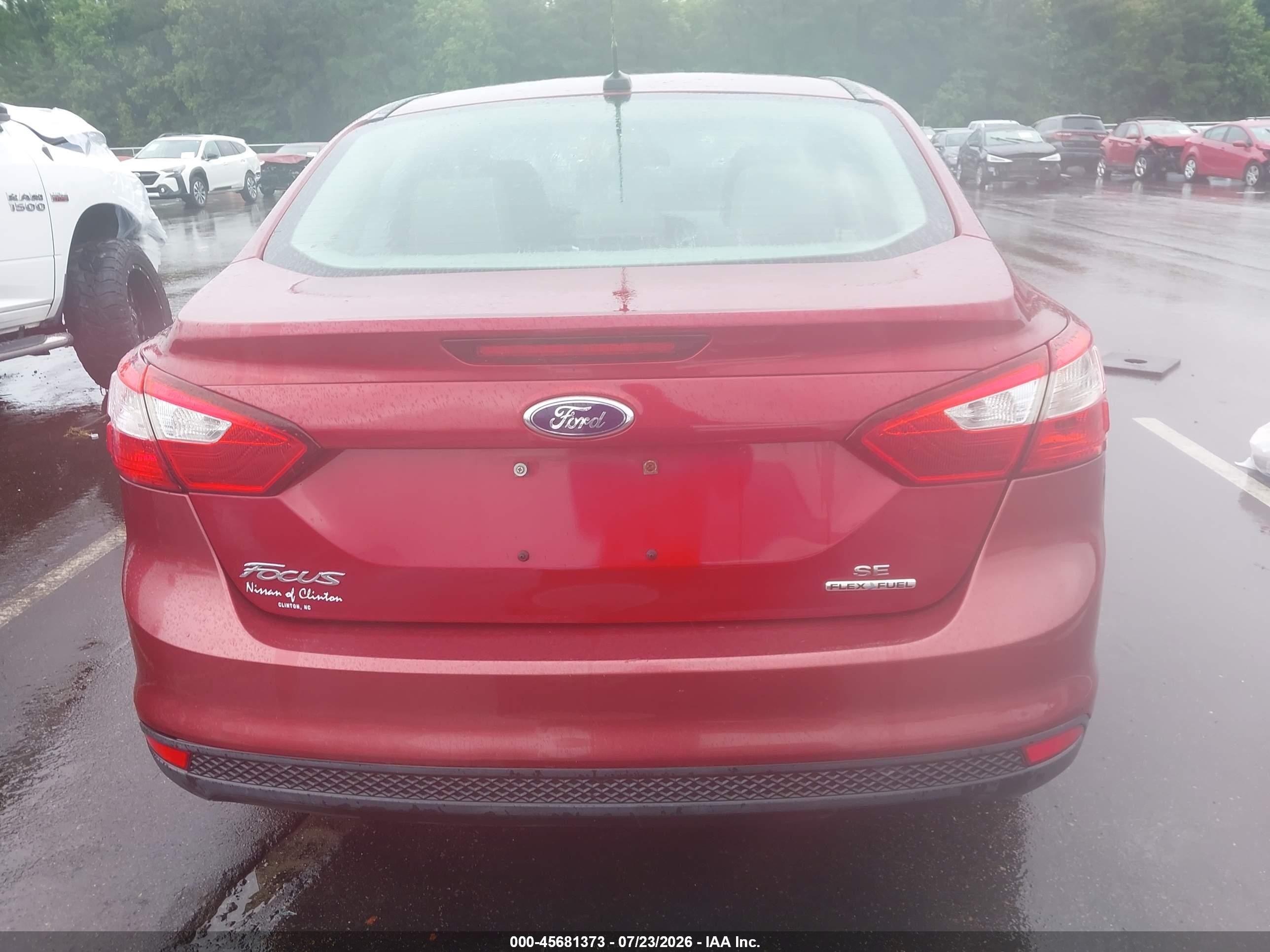 2014 Ford Focus Se Maroon vin: 1FADP3F26EL204773