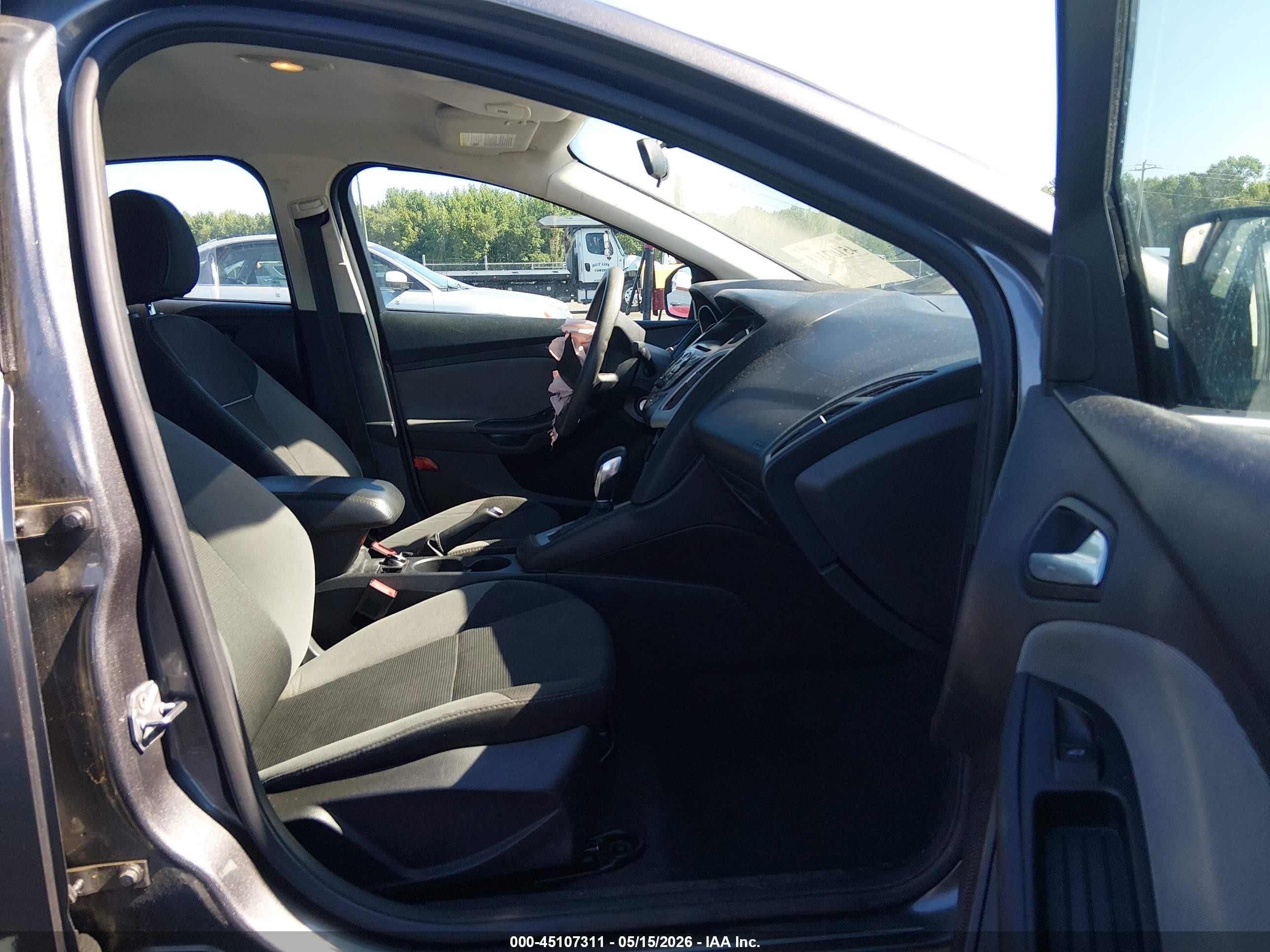 2014 Ford Focus Se Gray vin: 1FADP3F26EL234081