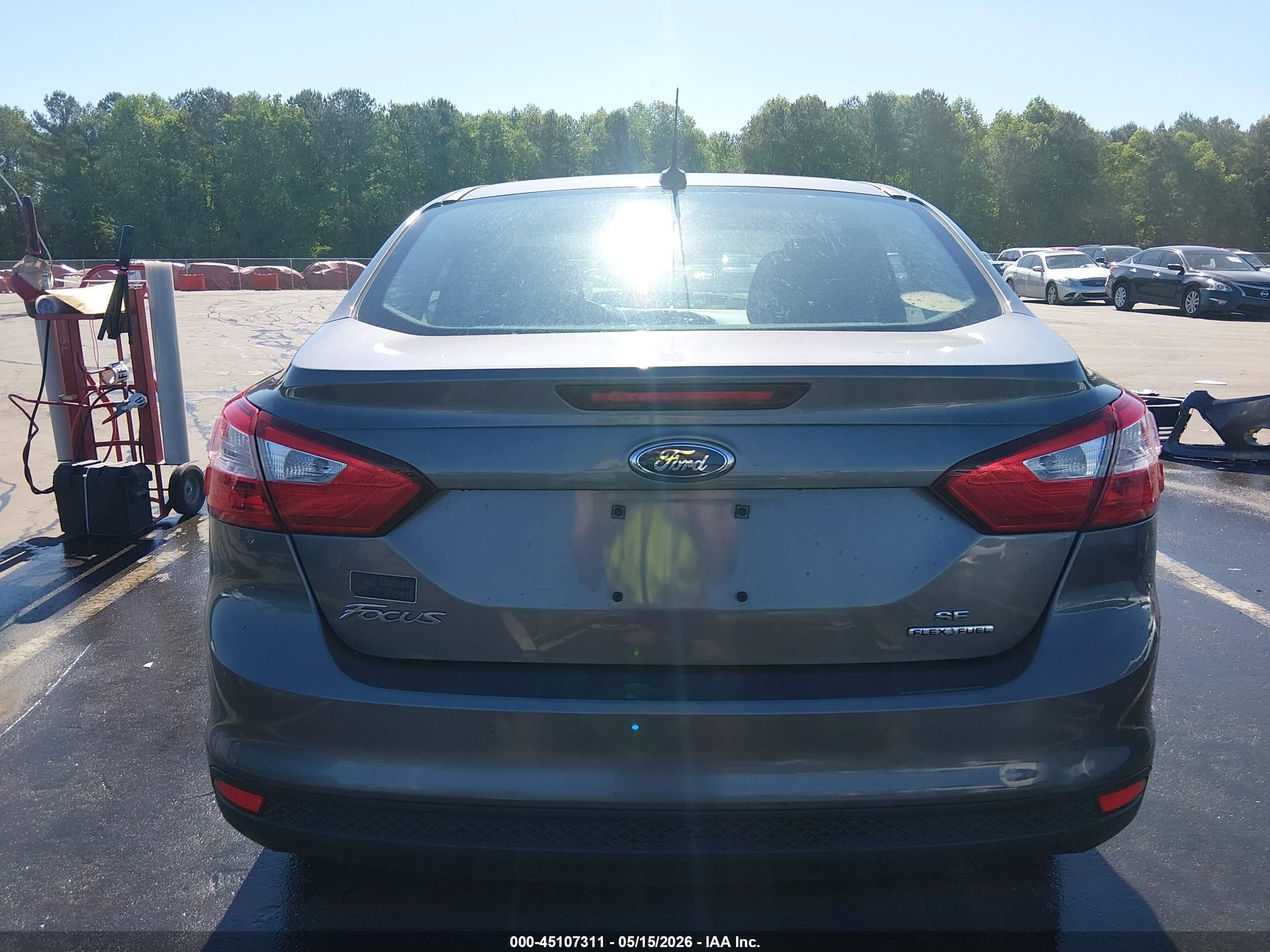 2014 Ford Focus Se Gray vin: 1FADP3F26EL234081