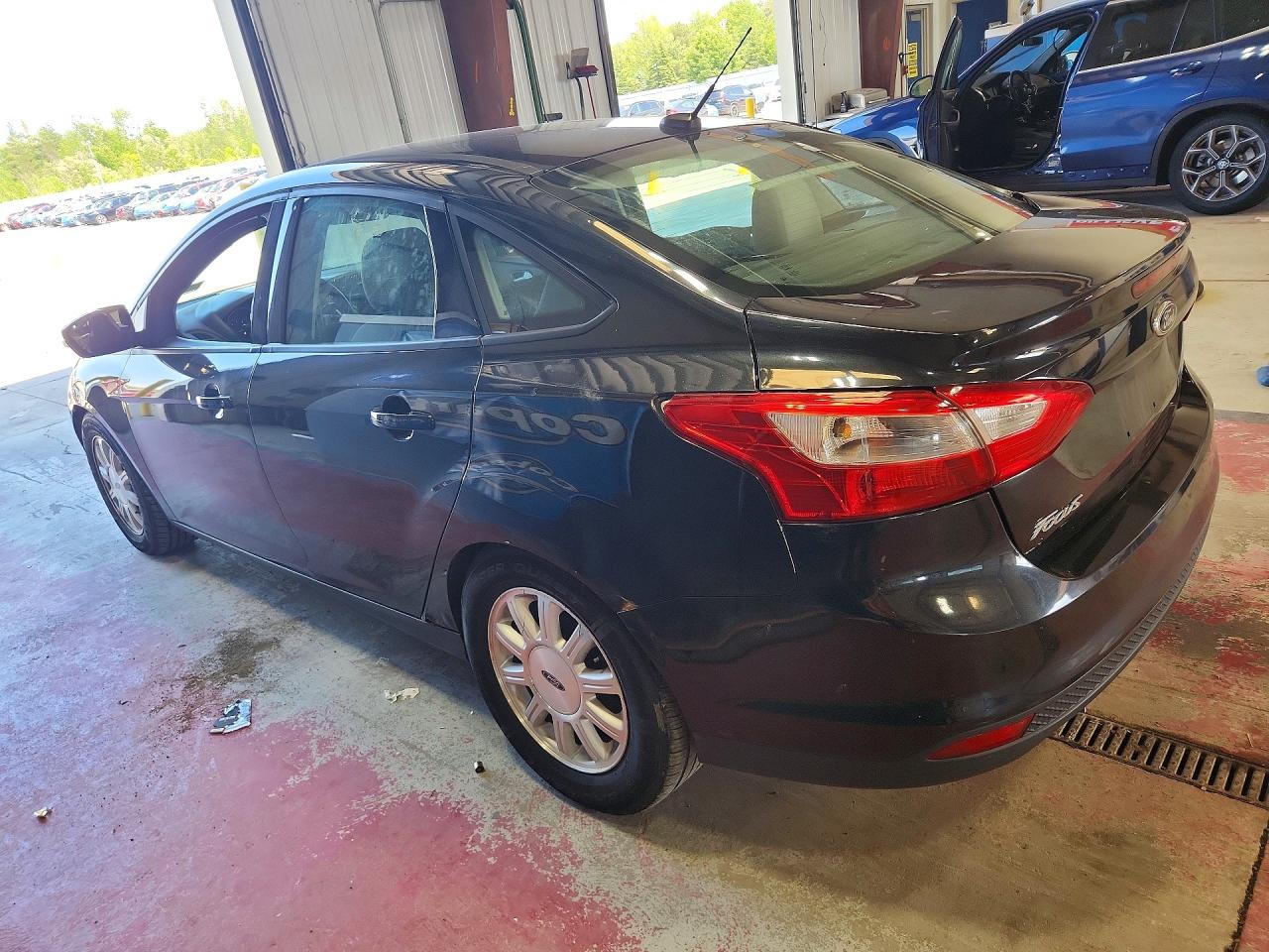 2014 Ford Focus Se Черный vin: 1FADP3F26EL257537