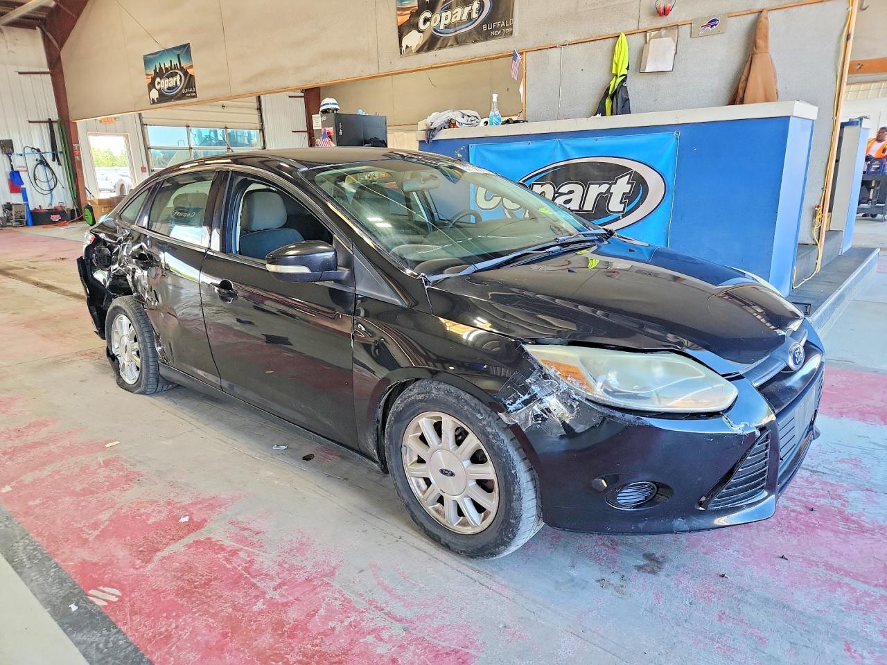2014 Ford Focus Se Черный vin: 1FADP3F26EL257537