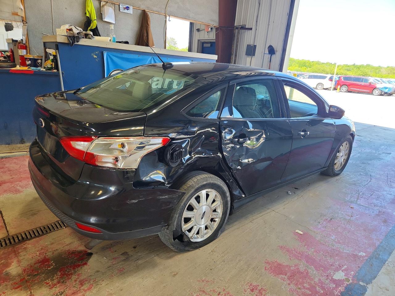 2014 Ford Focus Se Черный vin: 1FADP3F26EL257537