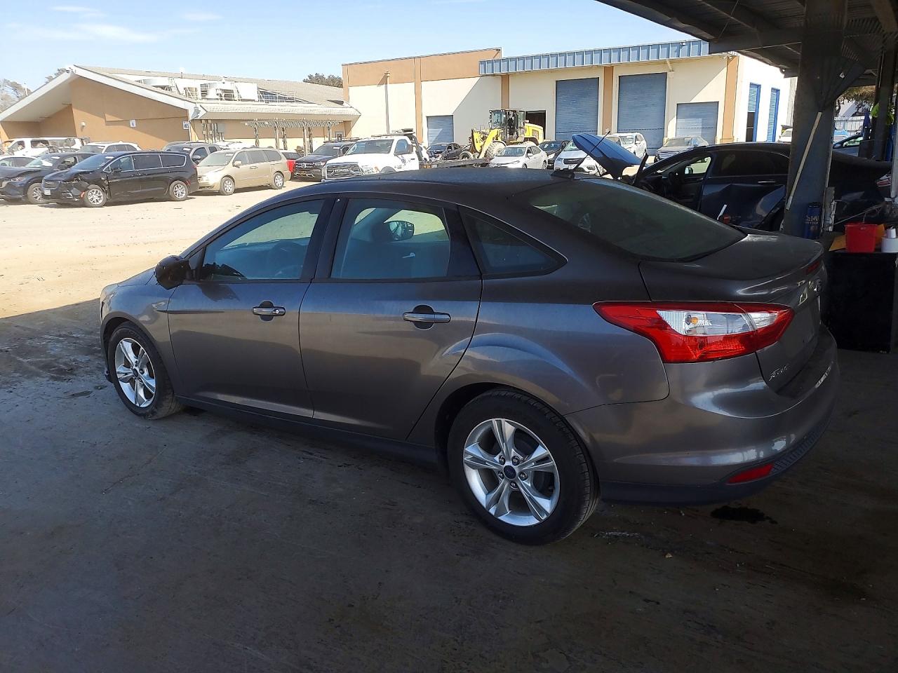 2014 Ford Focus Se Серый vin: 1FADP3F26EL265203