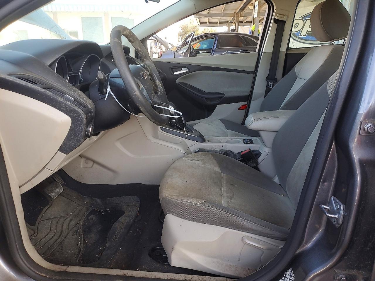 2014 Ford Focus Se Серый vin: 1FADP3F26EL265203