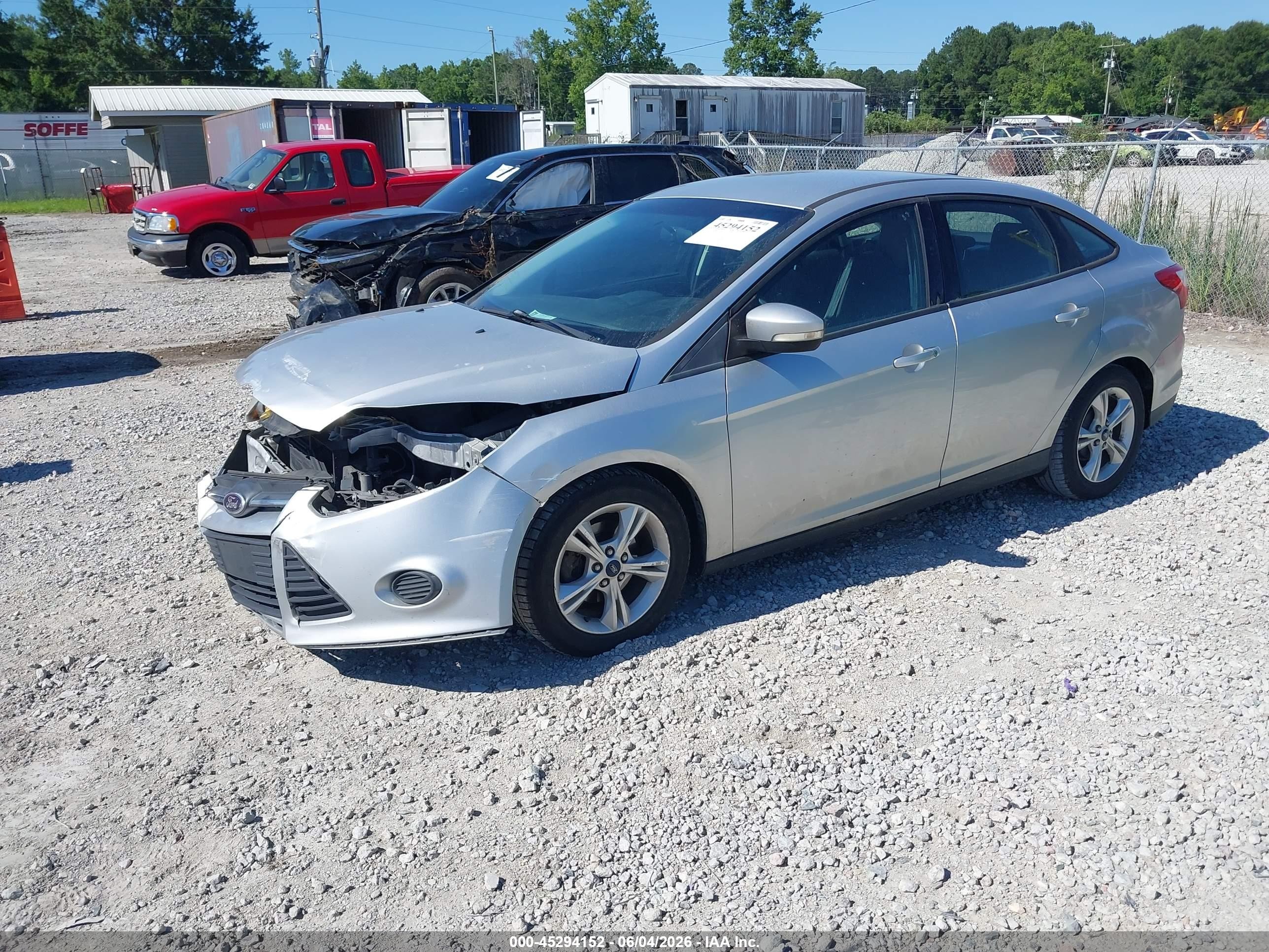 2014 Ford Focus Se Silver vin: 1FADP3F26EL266514