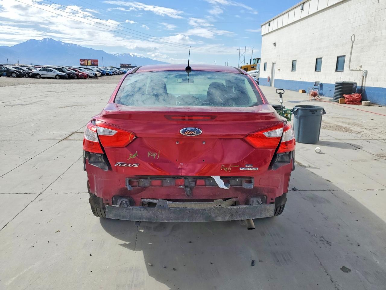 2014 Ford Focus Se Red vin: 1FADP3F26EL278419