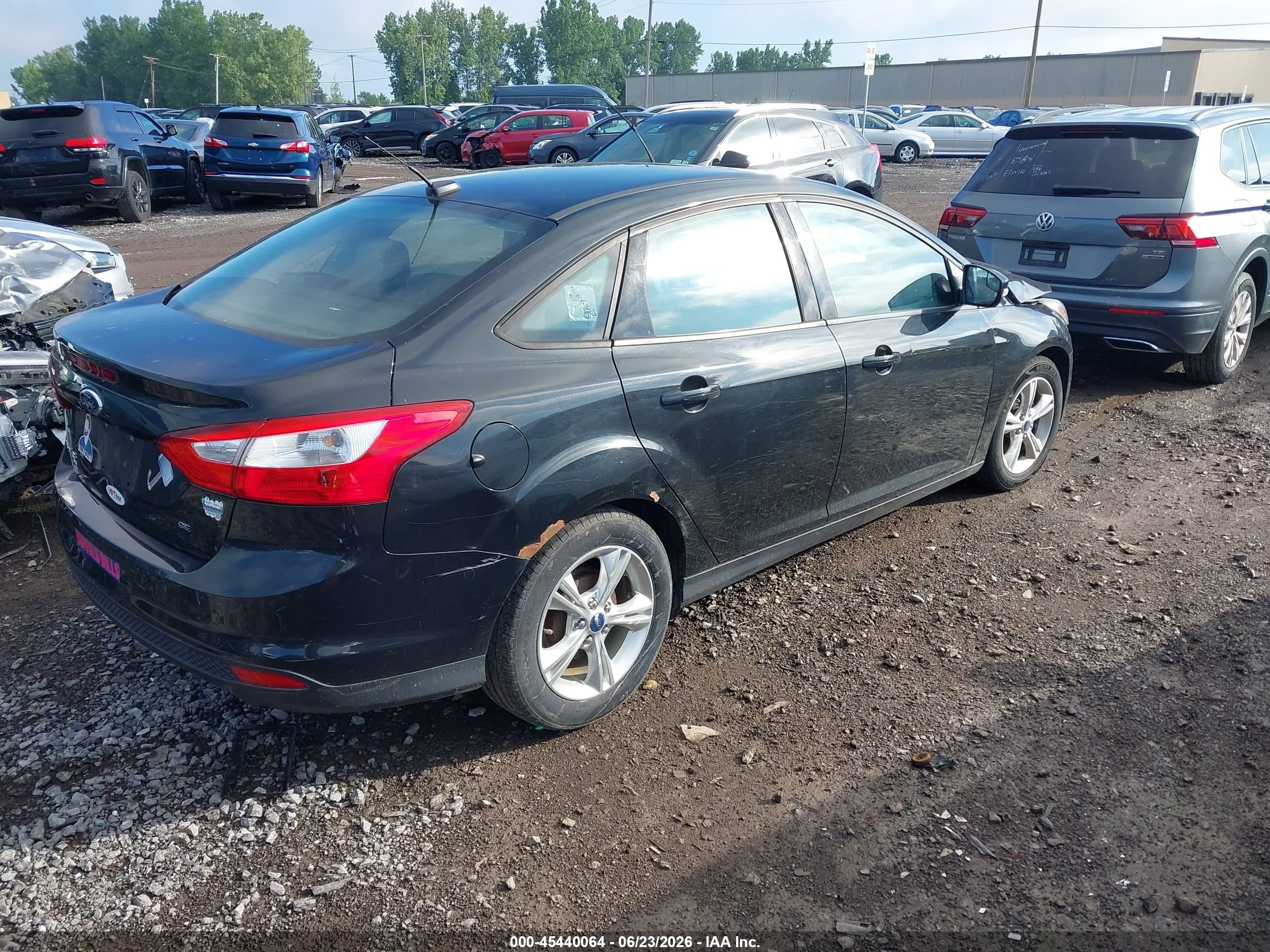2014 Ford Focus Se Black vin: 1FADP3F26EL280400