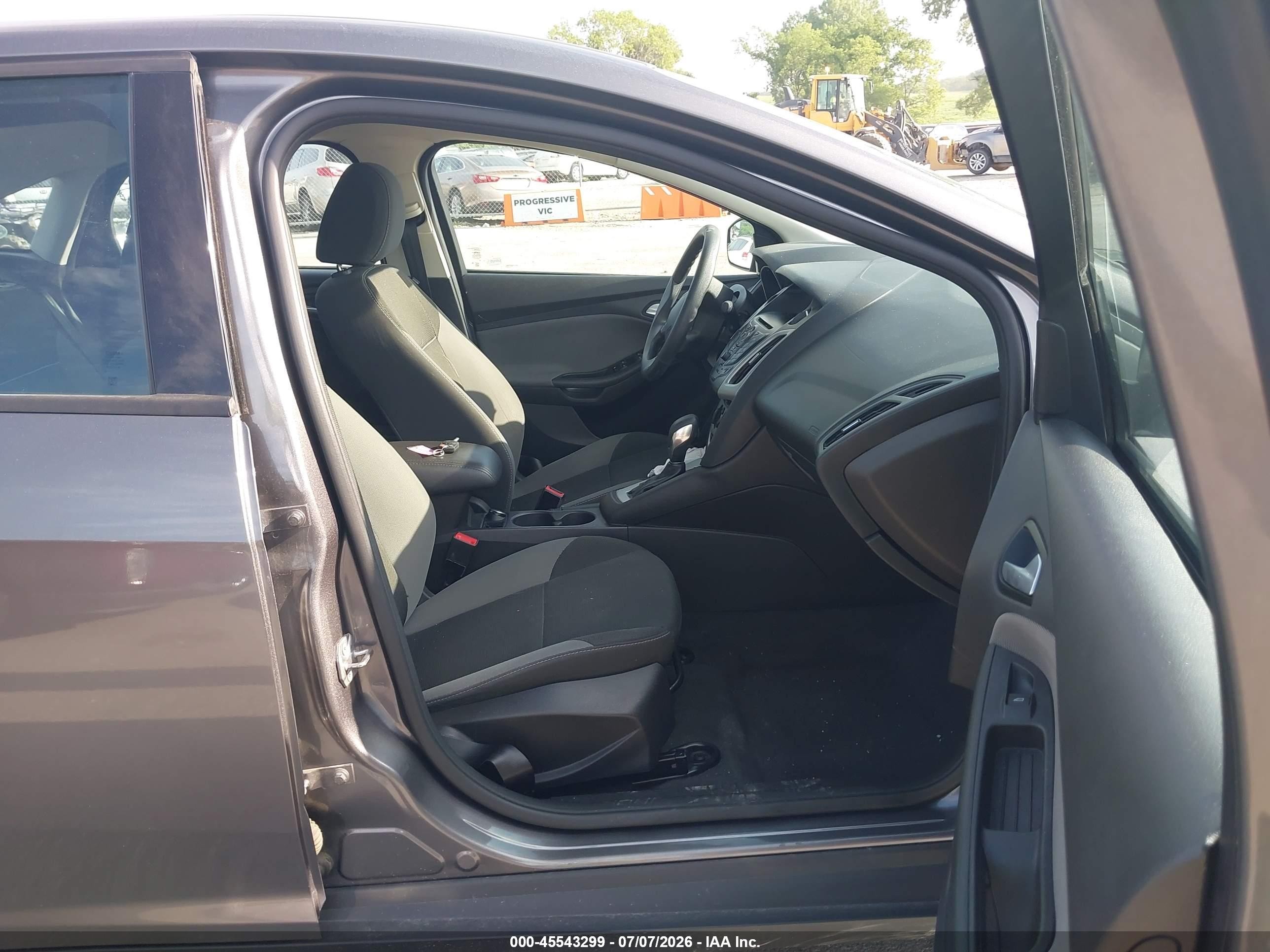 2014 Ford Focus Se Gray vin: 1FADP3F26EL294023