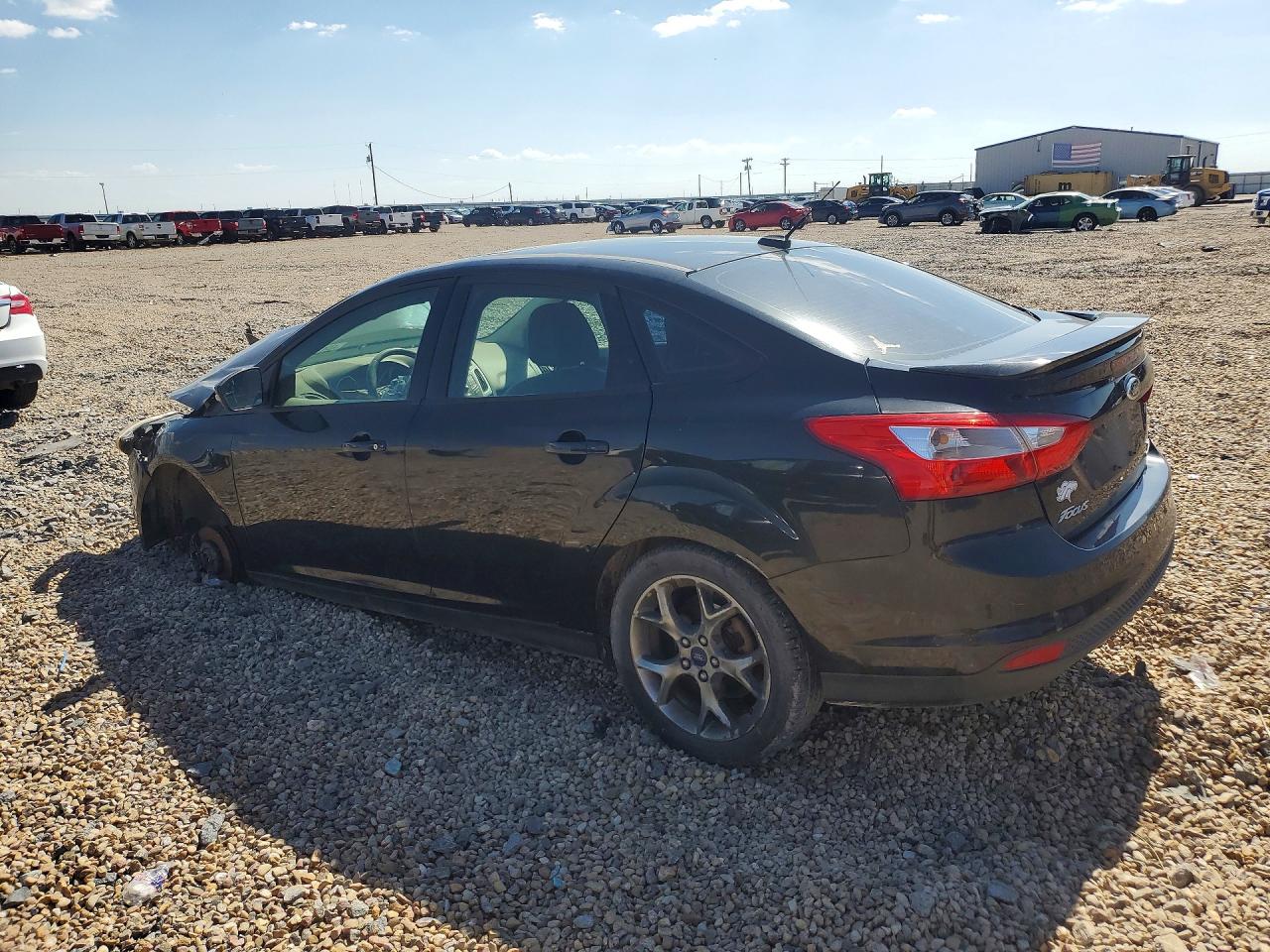 2014 Ford Focus Se Black vin: 1FADP3F26EL324234