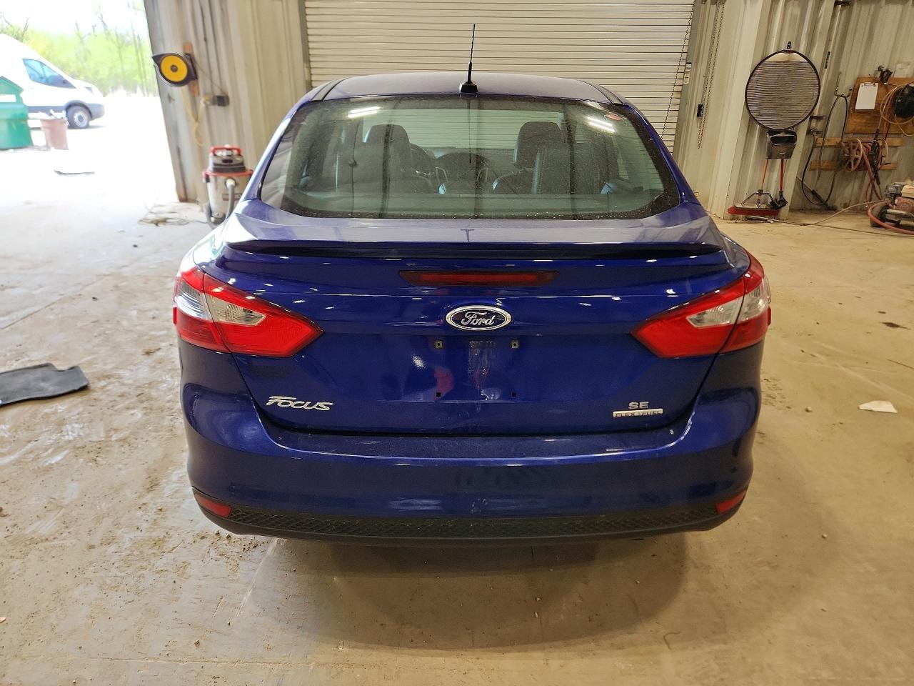 2014 Ford Focus Se Blue vin: 1FADP3F26EL324797