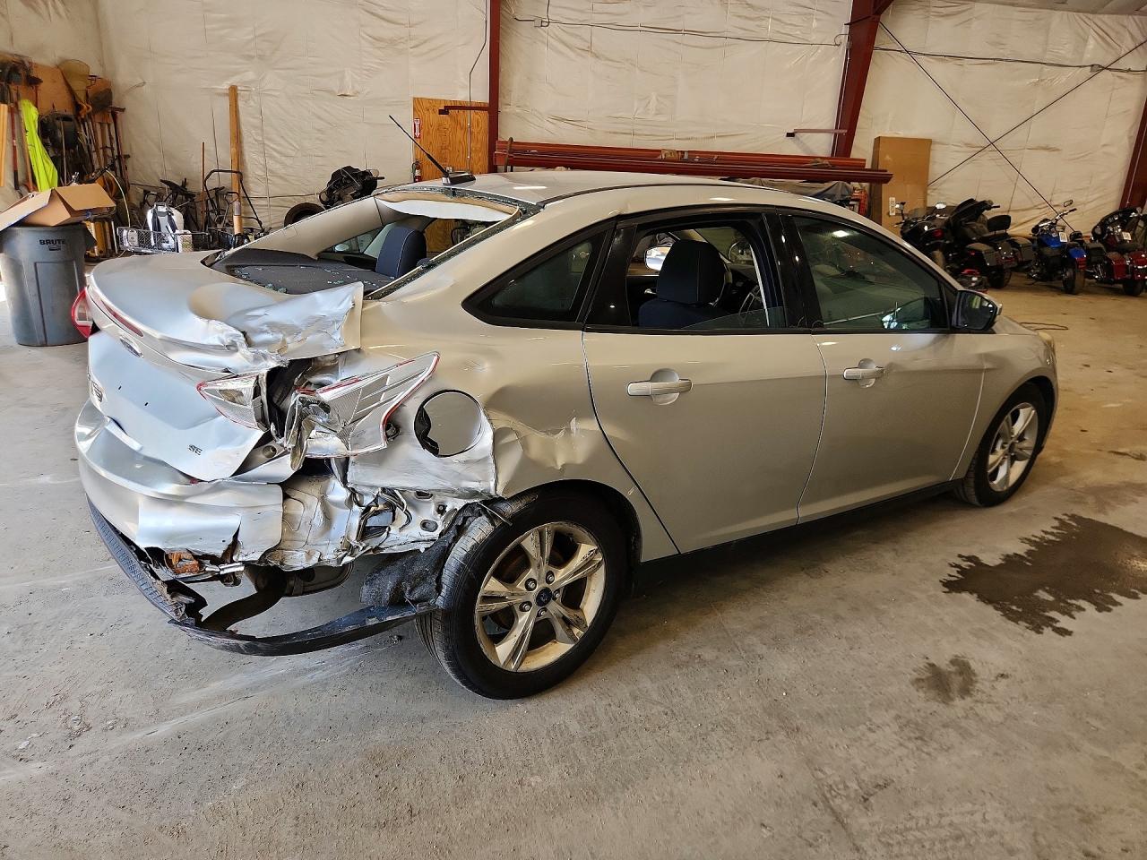 2014 Ford Focus Se Silver vin: 1FADP3F26EL327201