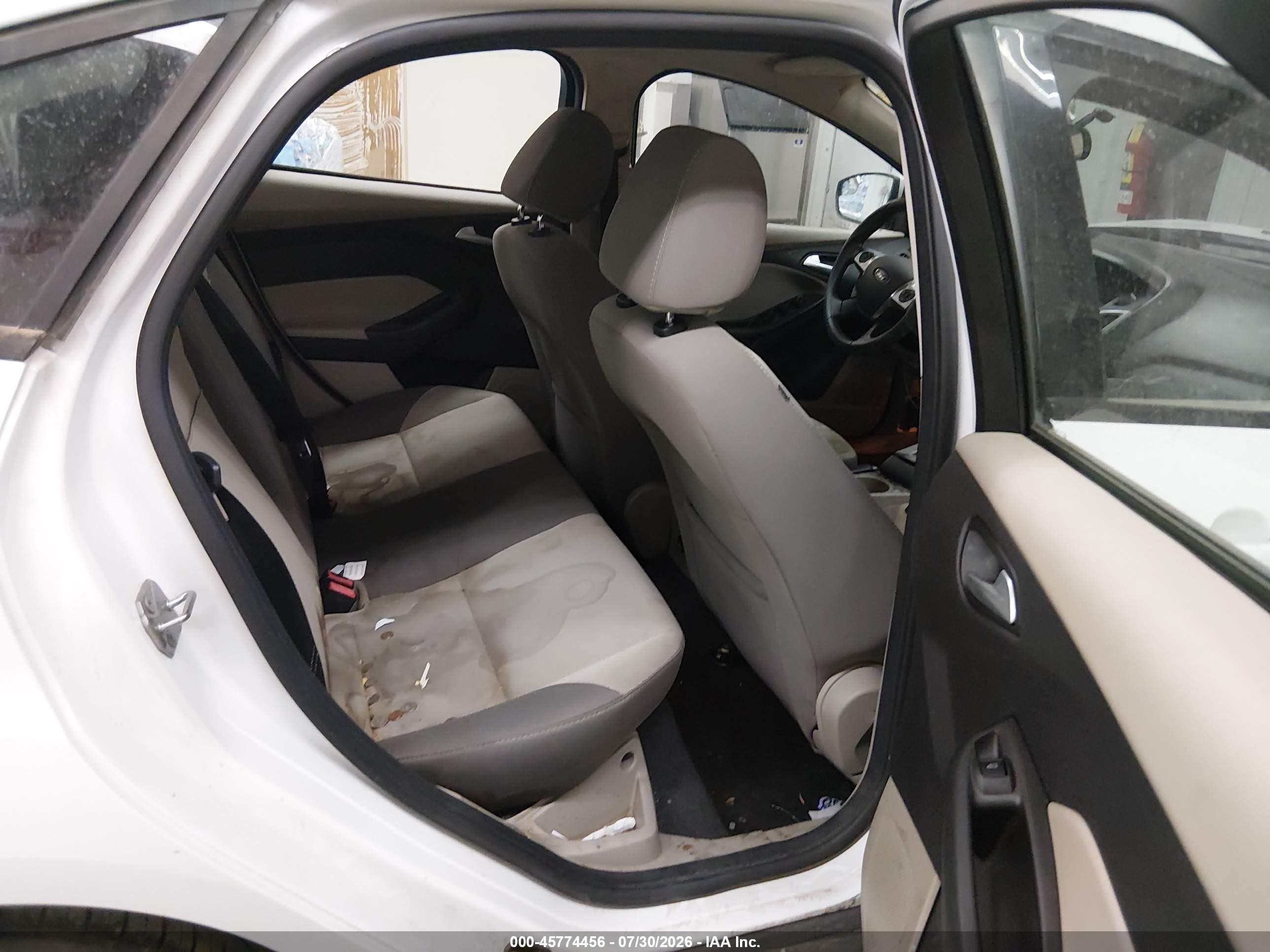 2014 Ford Focus Se White vin: 1FADP3F26EL333791