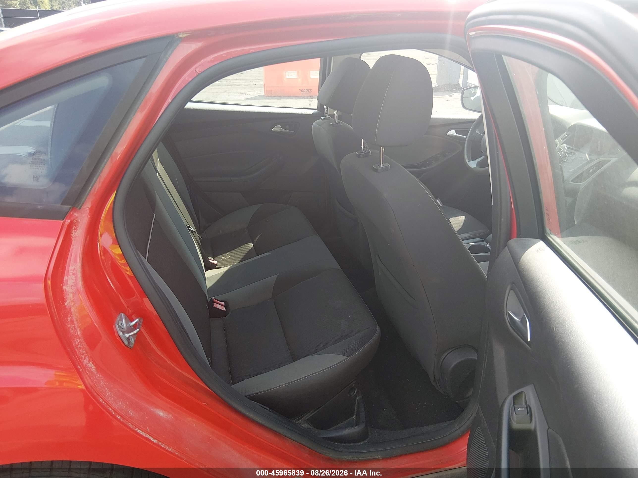 2014 Ford Focus Se Red vin: 1FADP3F26EL334259