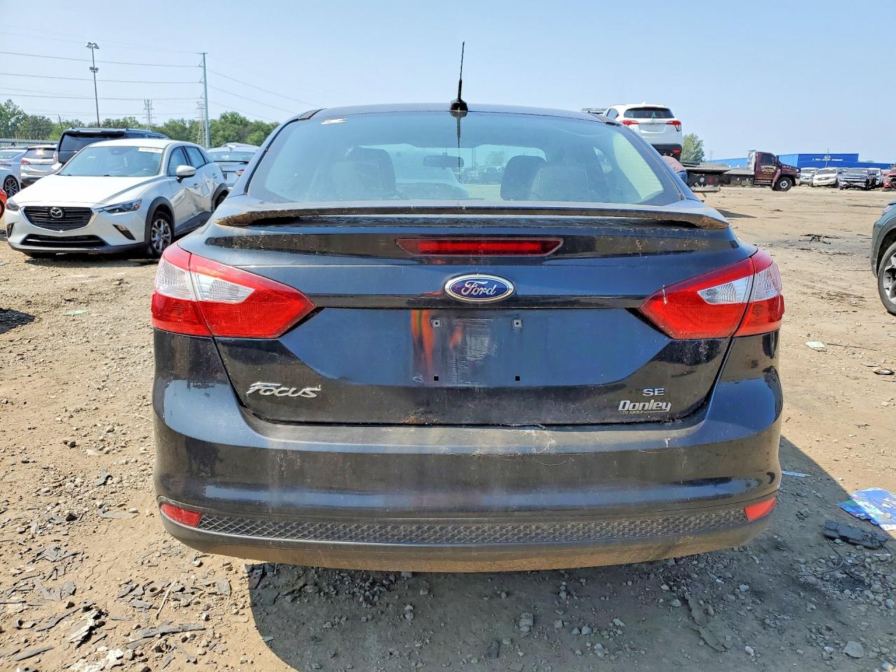 2014 Ford Focus Se Черный vin: 1FADP3F26EL347027