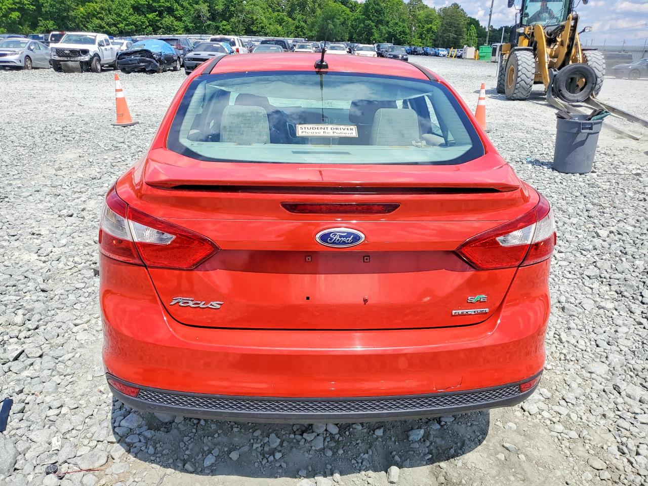 2014 Ford Focus Se Красный vin: 1FADP3F26EL351496