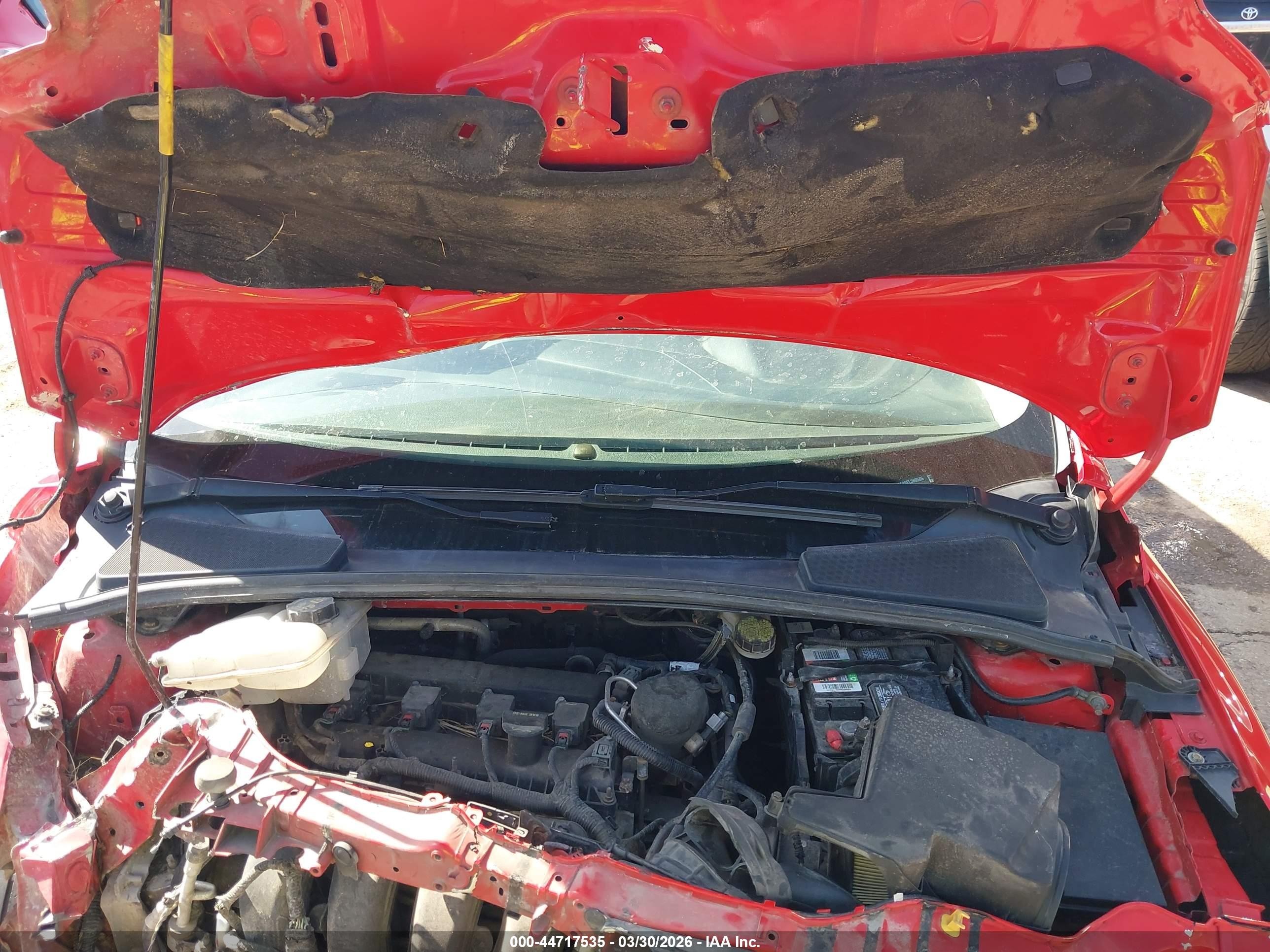 2014 Ford Focus Se Red vin: 1FADP3F26EL360585