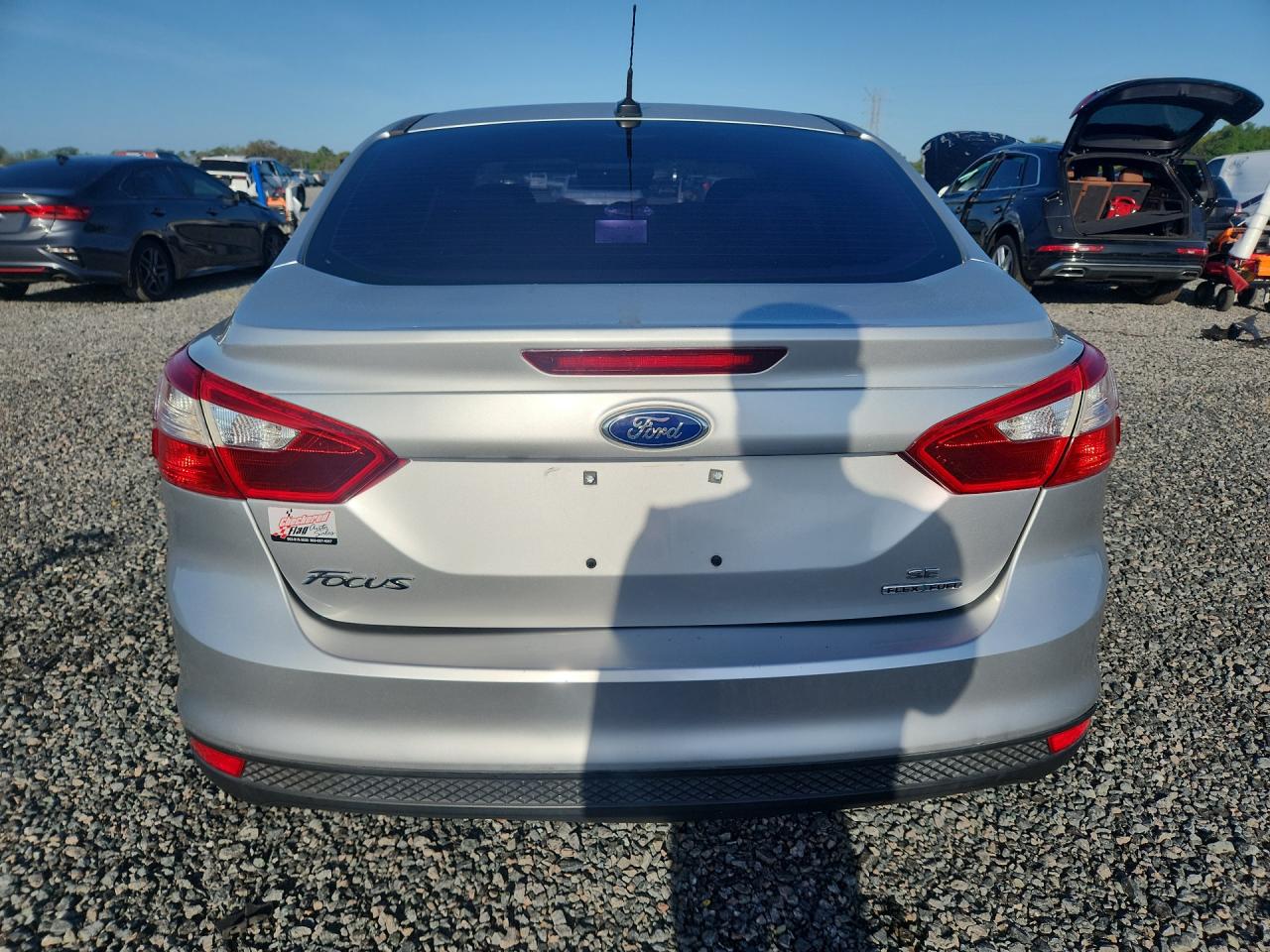 2014 Ford Focus Se Серебряный vin: 1FADP3F26EL362997