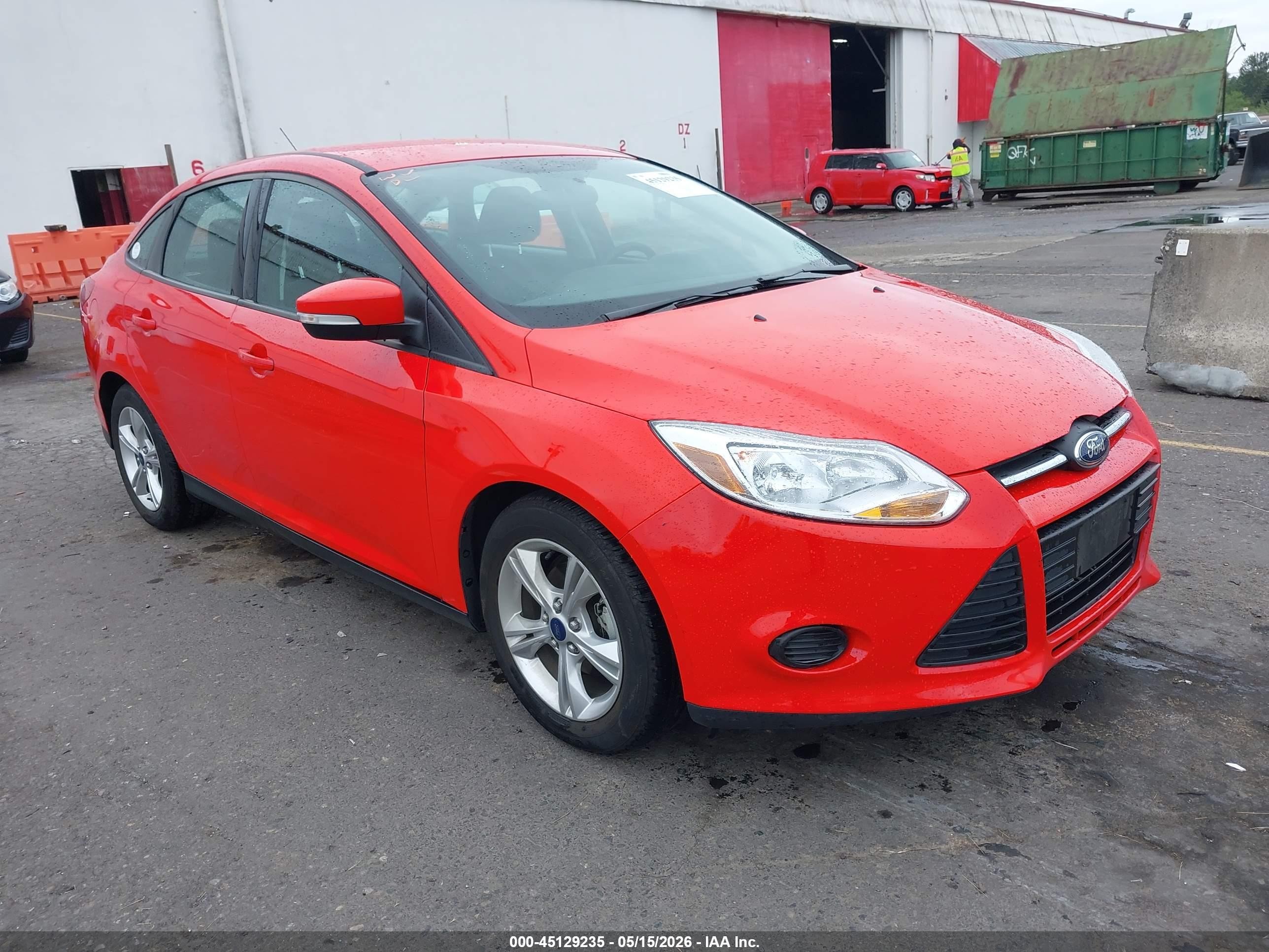 2014 Ford Focus Se Red vin: 1FADP3F26EL364040