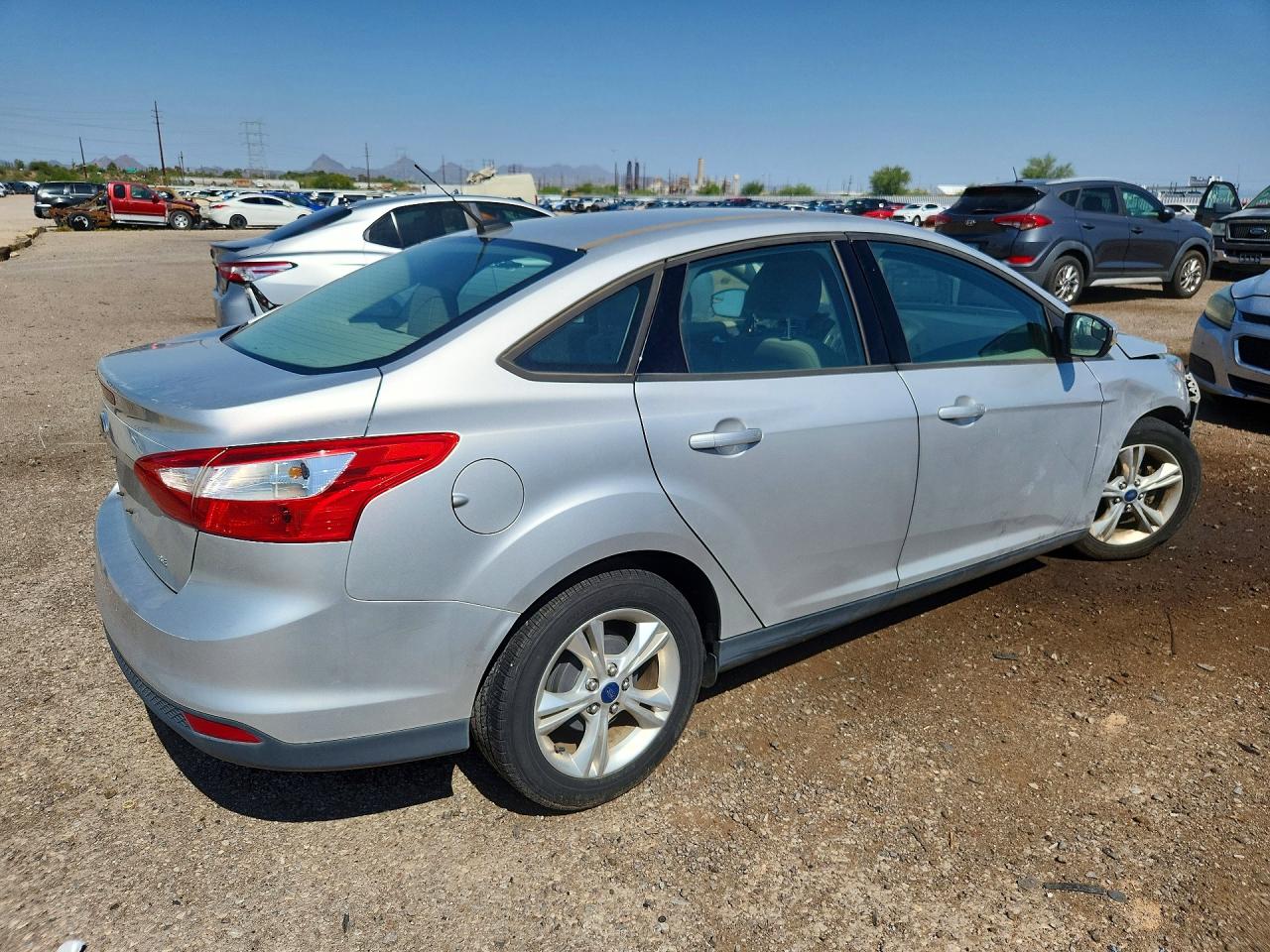 2014 Ford Focus Se Silver vin: 1FADP3F26EL375197