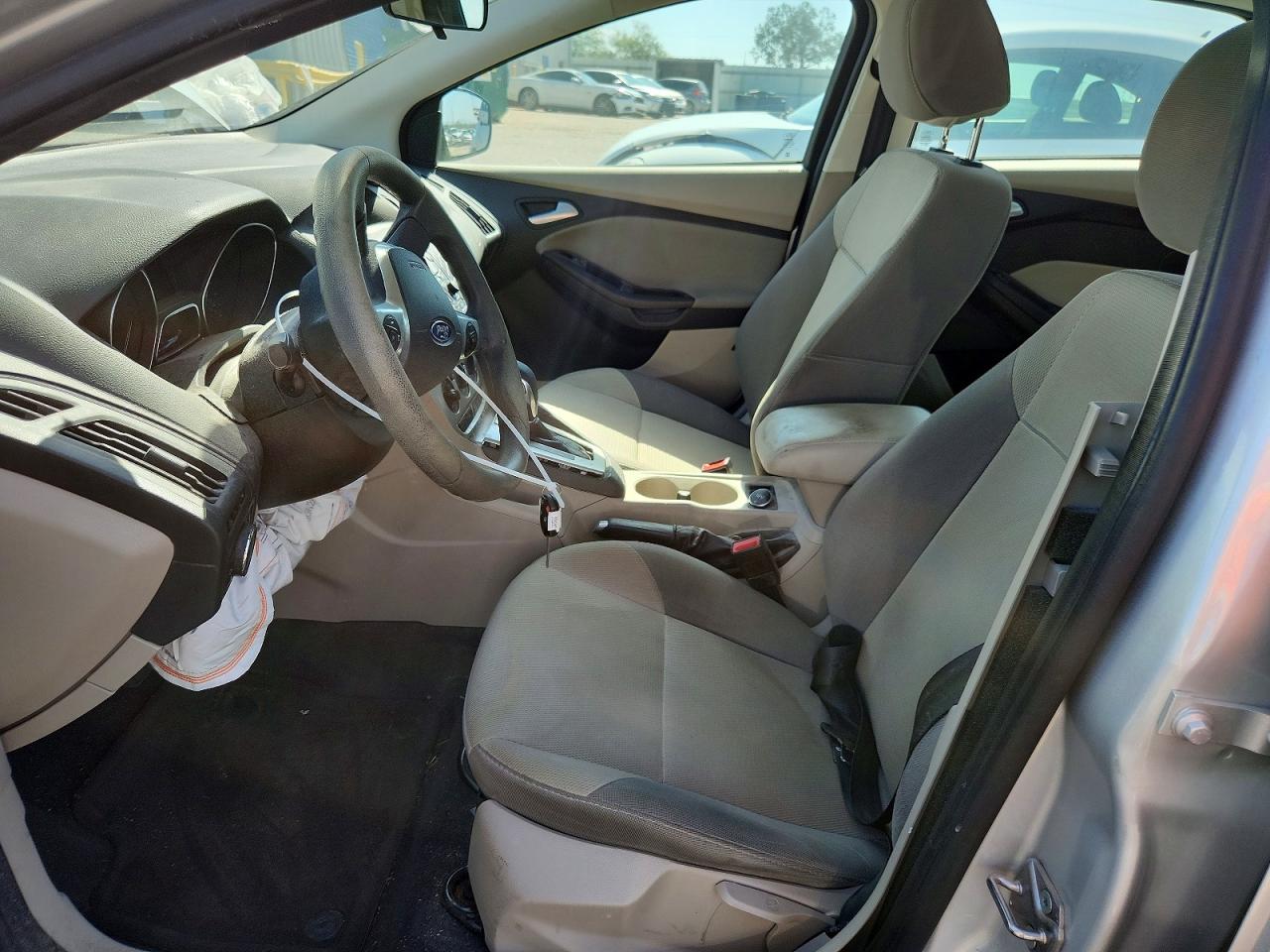 2014 Ford Focus Se Silver vin: 1FADP3F26EL375197
