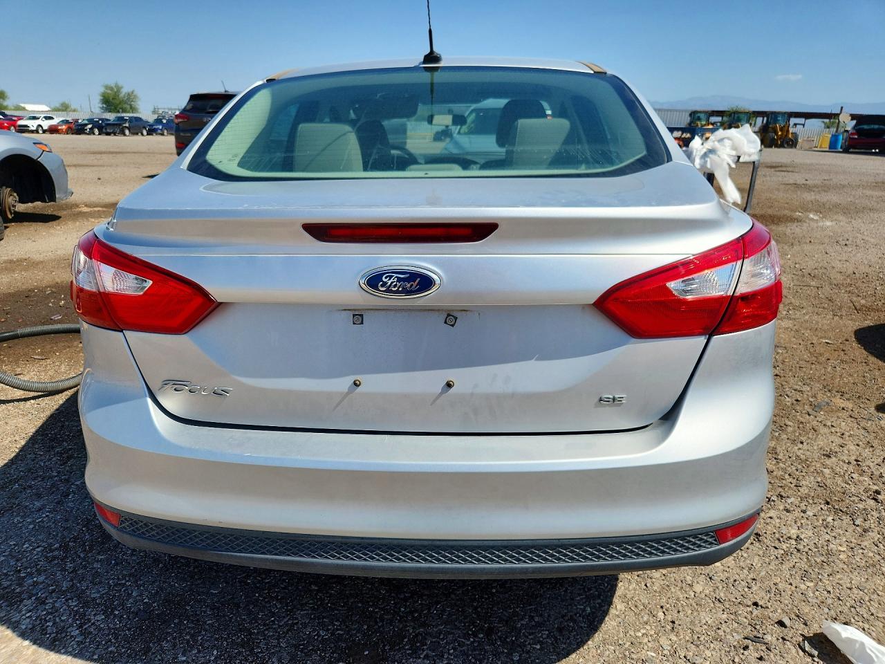 2014 Ford Focus Se Silver vin: 1FADP3F26EL375197
