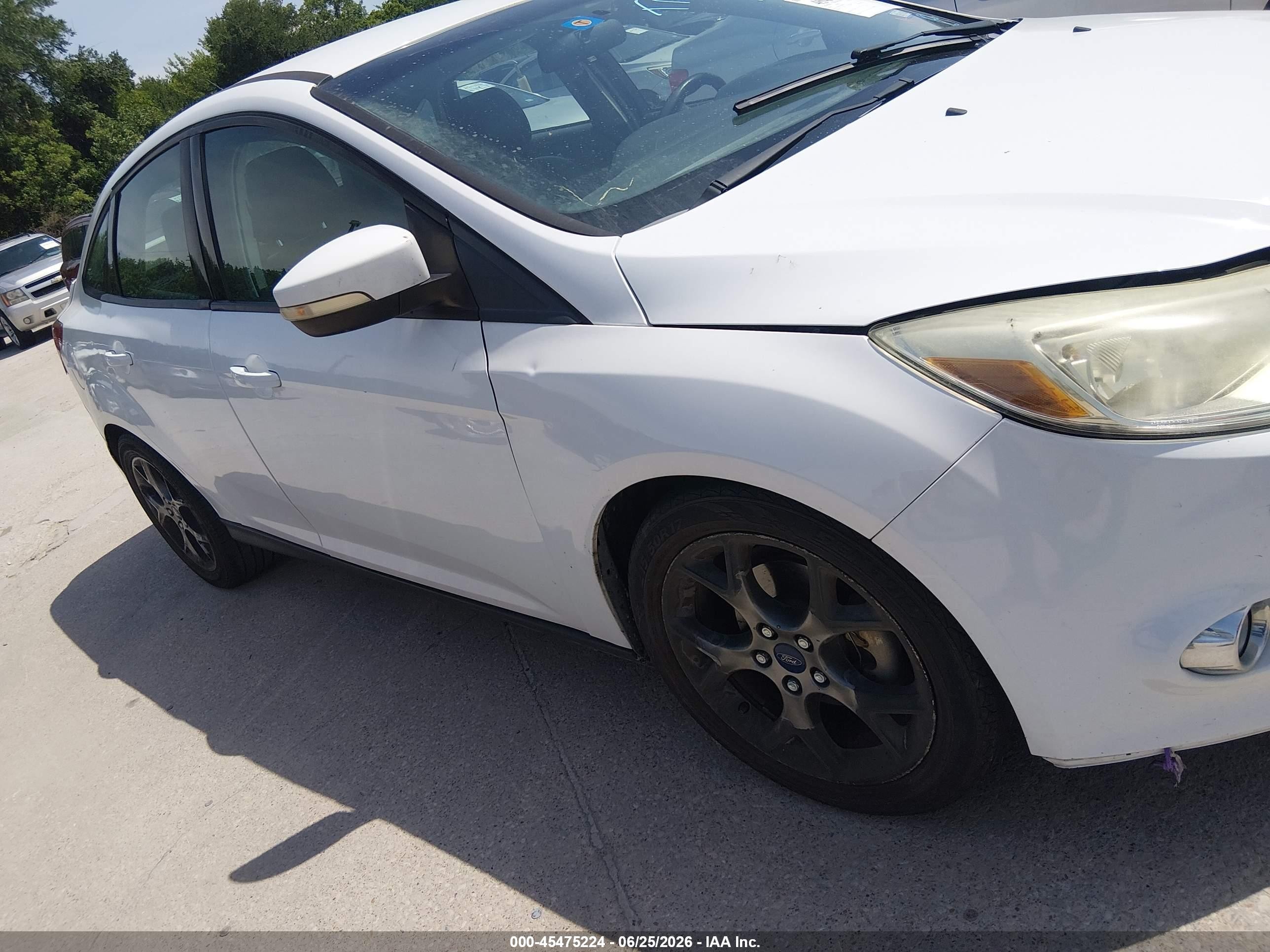 2014 Ford Focus Se White vin: 1FADP3F26EL389911