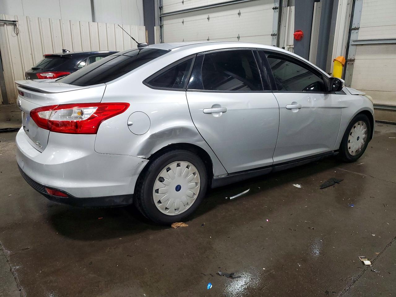 2014 Ford Focus Se Silver vin: 1FADP3F26EL393926