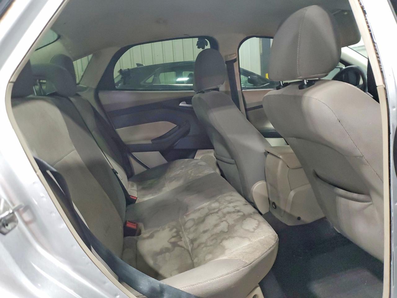 2014 Ford Focus Se Silver vin: 1FADP3F26EL393926
