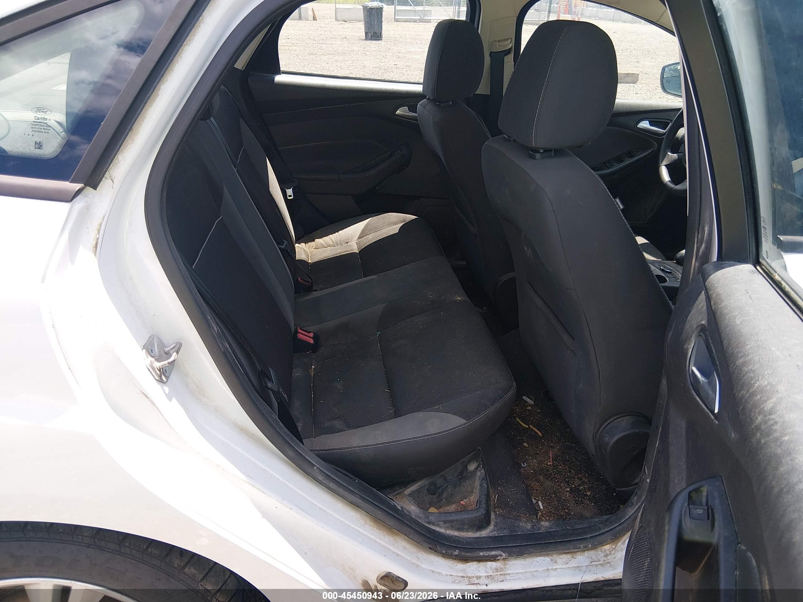 2014 Ford Focus Se White vin: 1FADP3F26EL405380