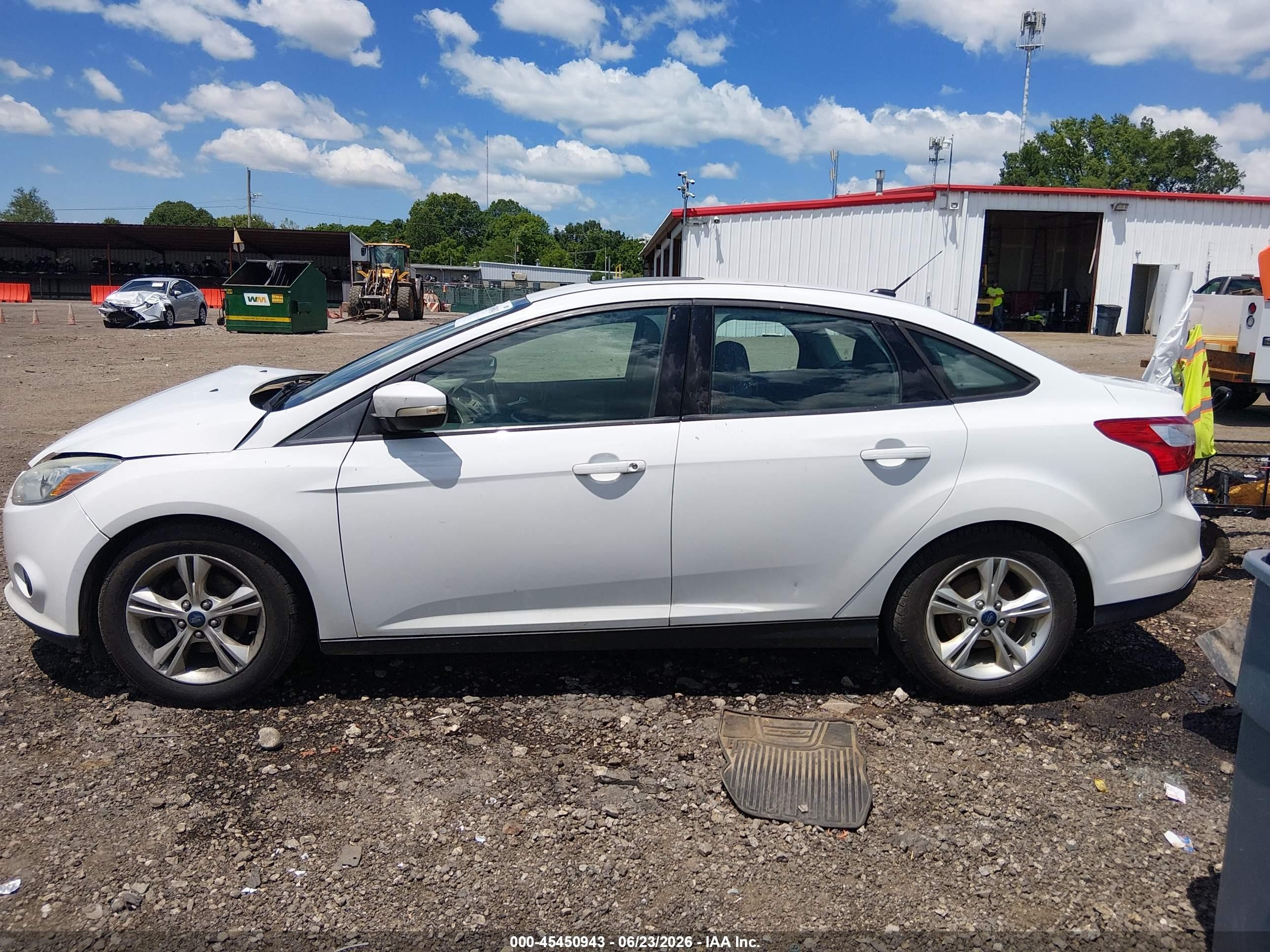 2014 Ford Focus Se White vin: 1FADP3F26EL405380